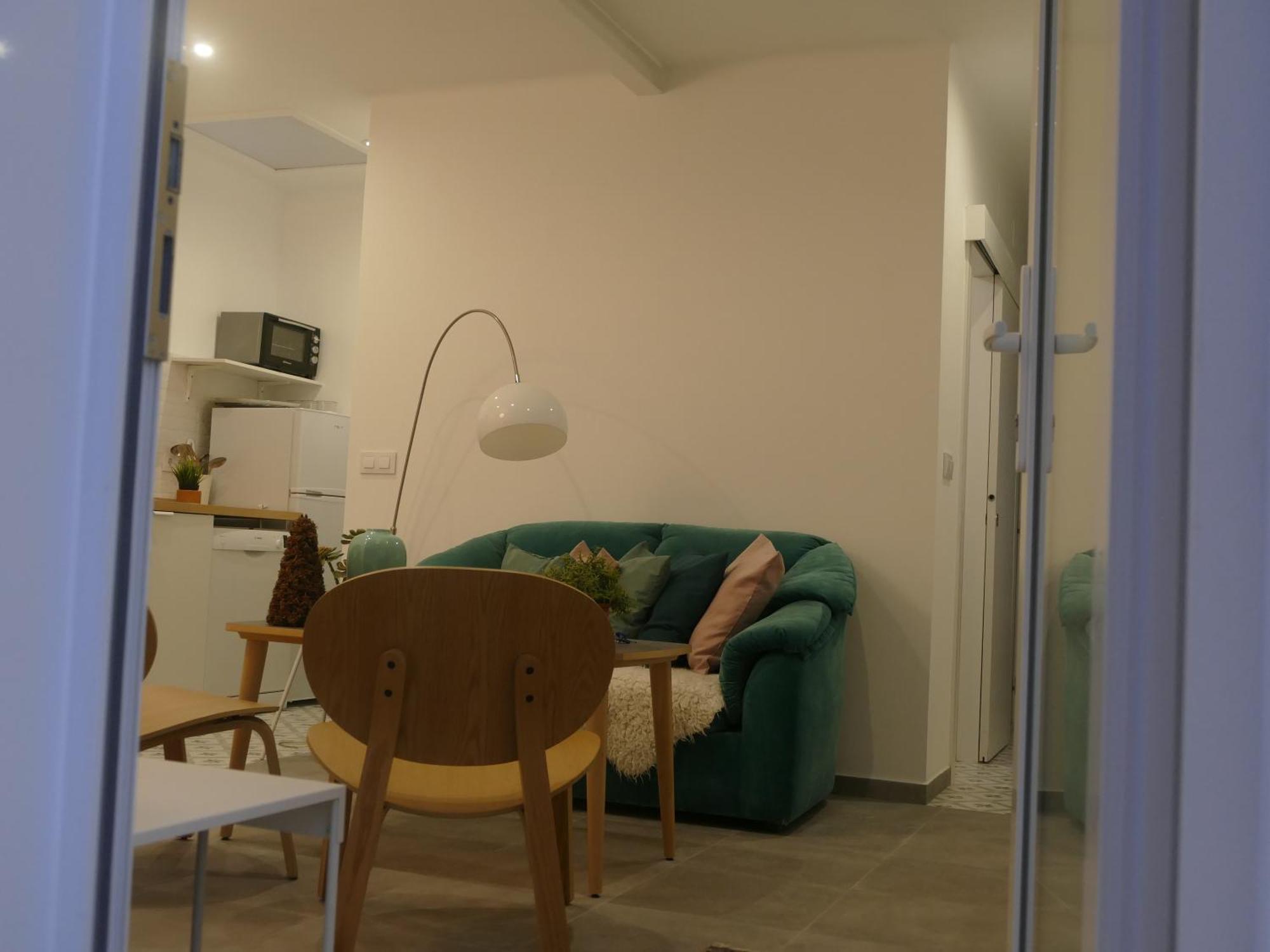 Casa En Al Lado De Playa Ladeira Y Santa Marta. Apartamento