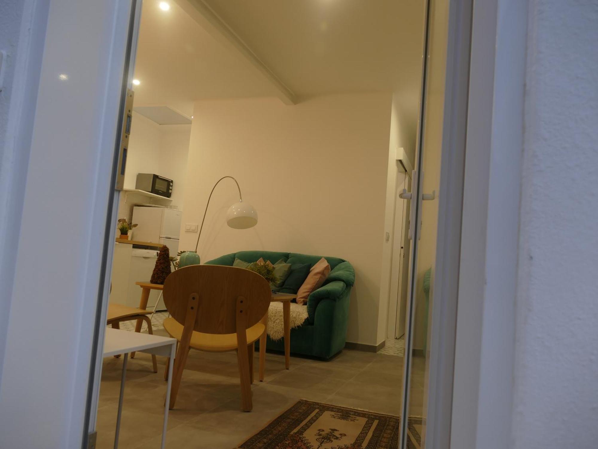 Casa En Al Lado De Playa Ladeira Y Santa Marta. Baiona