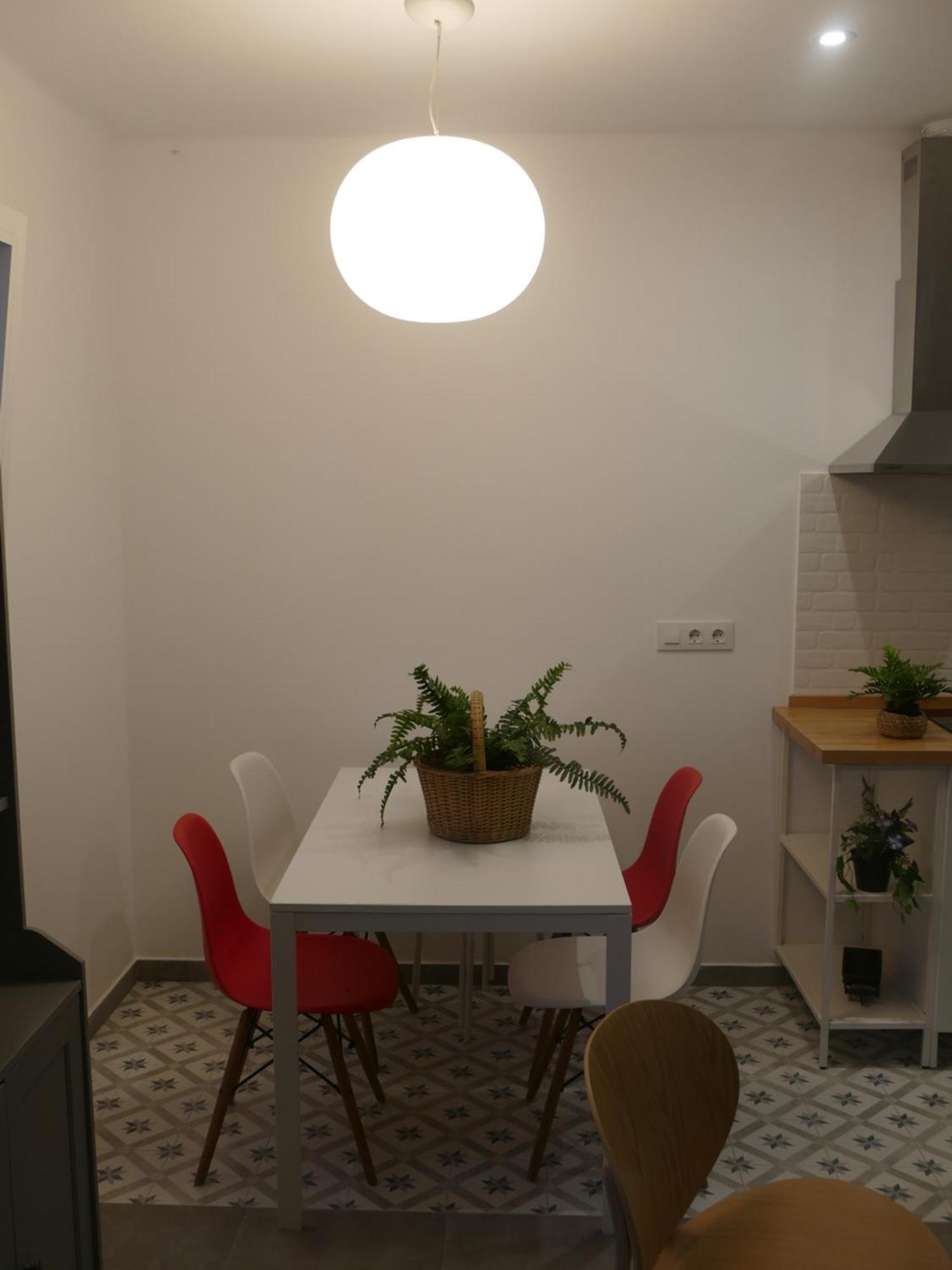 Casa En Al Lado De Playa Ladeira Y Santa Marta. Apartamento