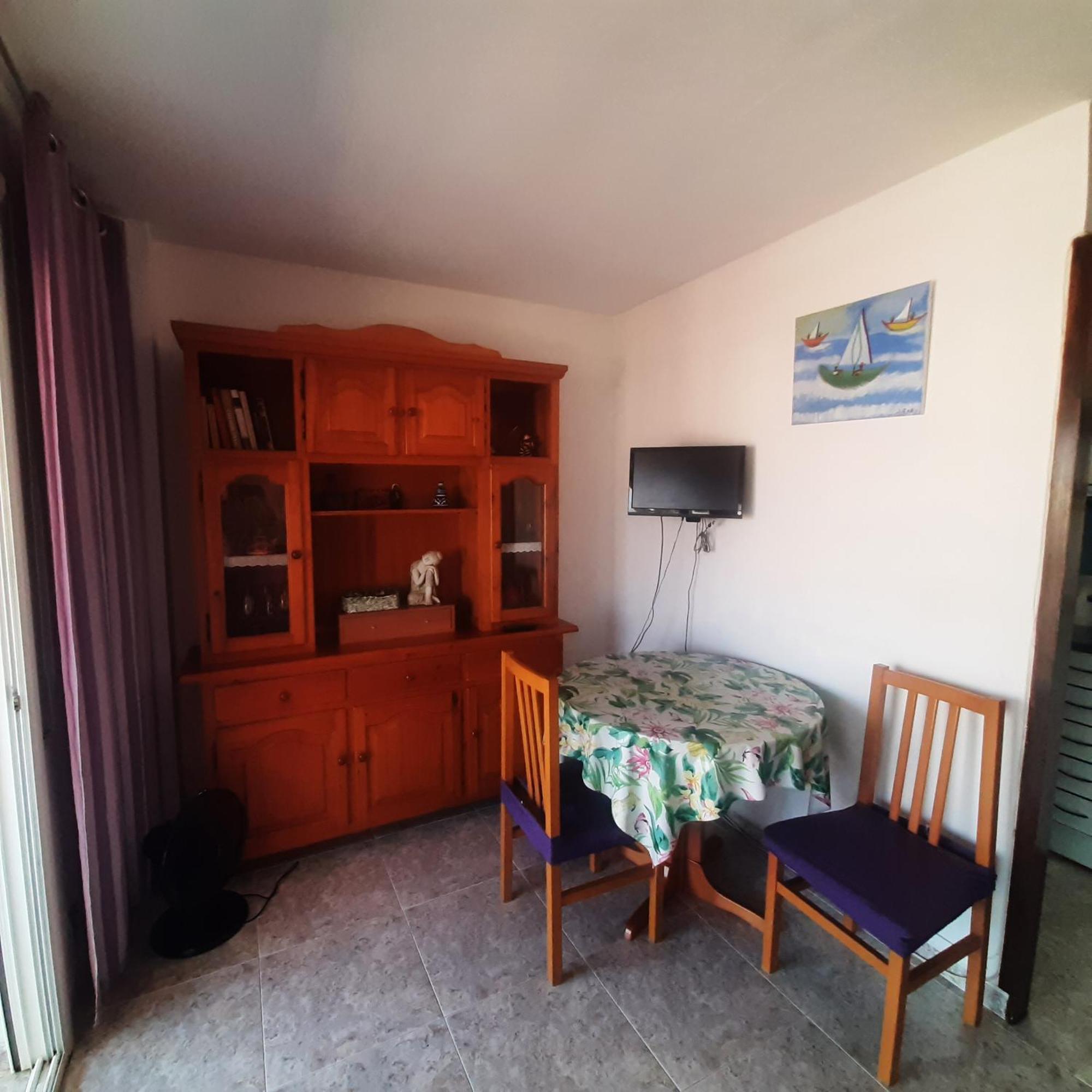 Apartment Cerca Playa Napoli Ii *
