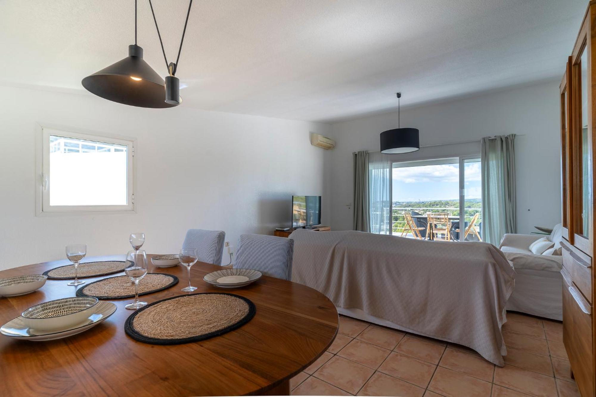 Mimosas Villa *
