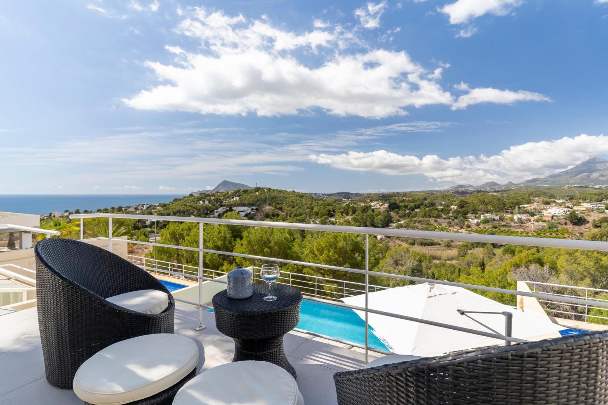Mimosas Villa