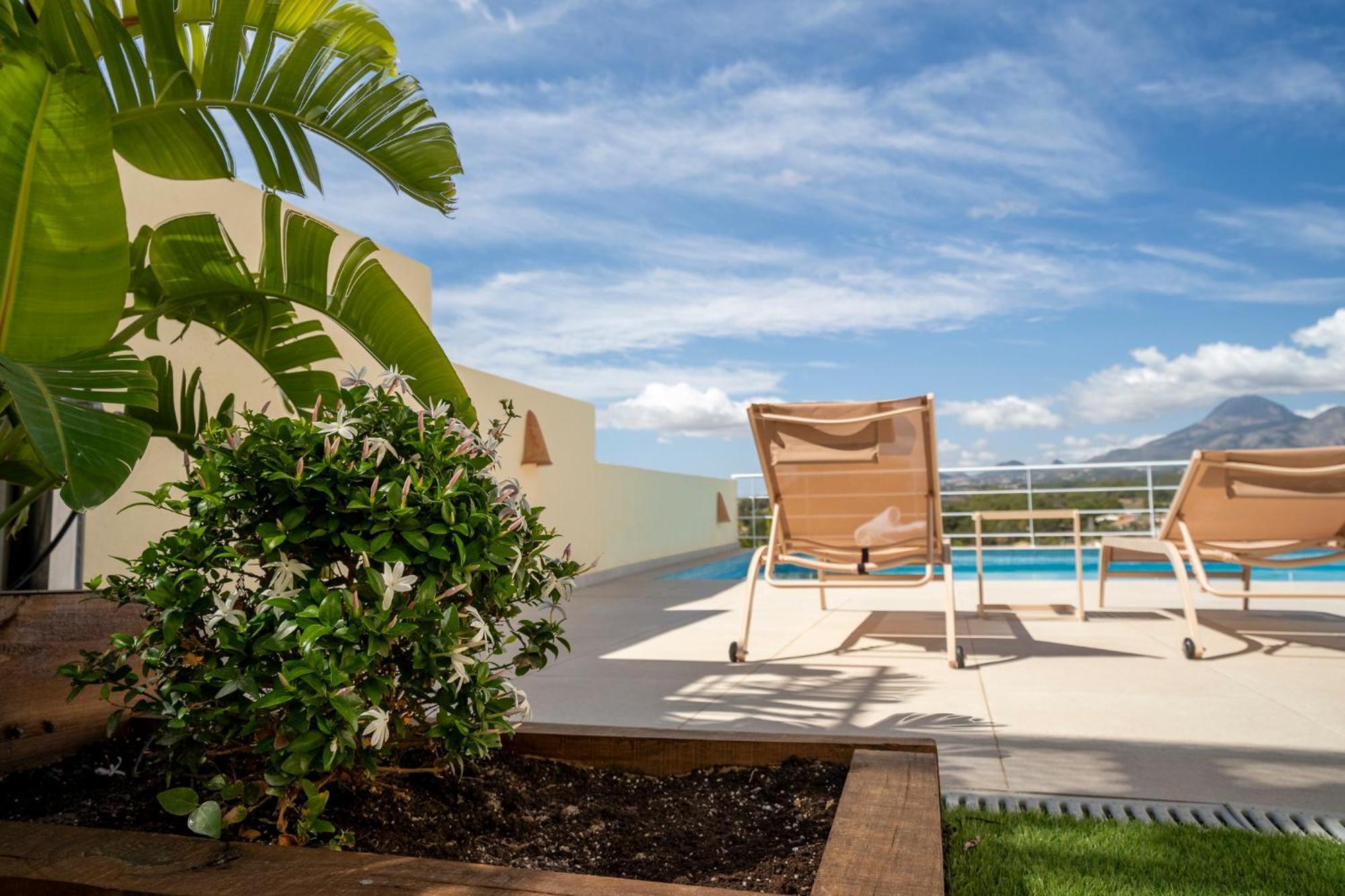 Mimosas Villa