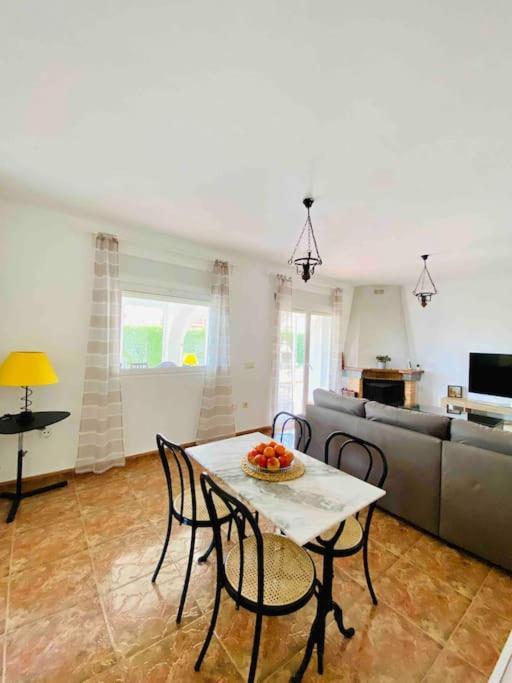 Caramonte, En Costa Dorada Holiday home Les Tres Cales