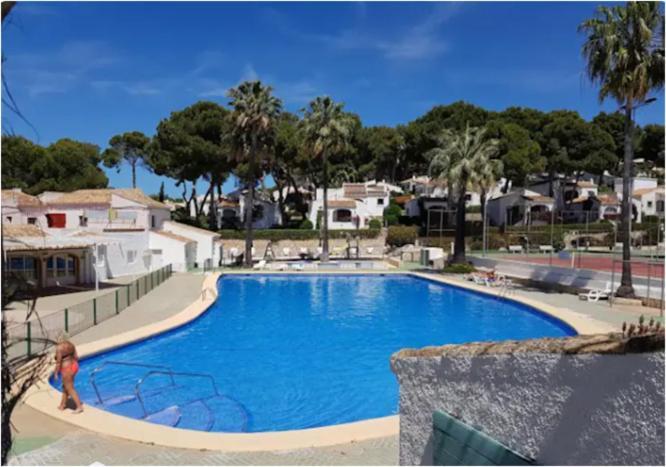 En Javea, Cerca De La Caleta Jávea