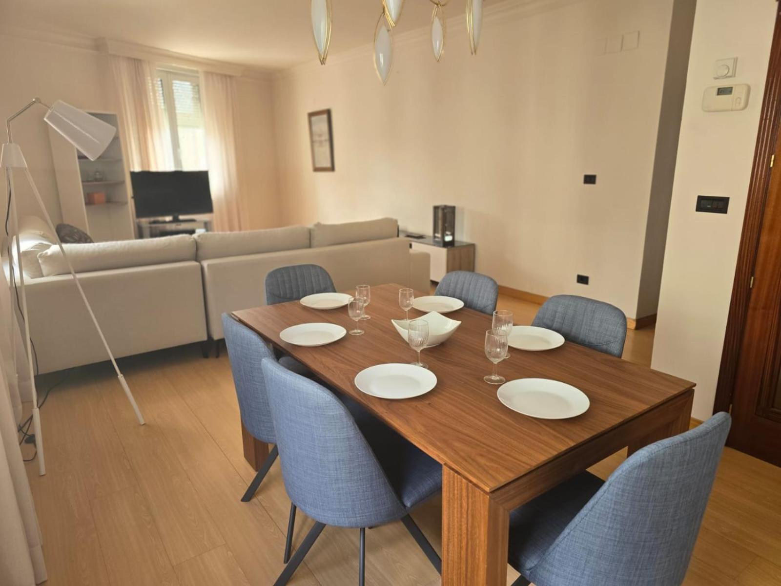 Apartamento Lyrioshomes Reyes Catolicos