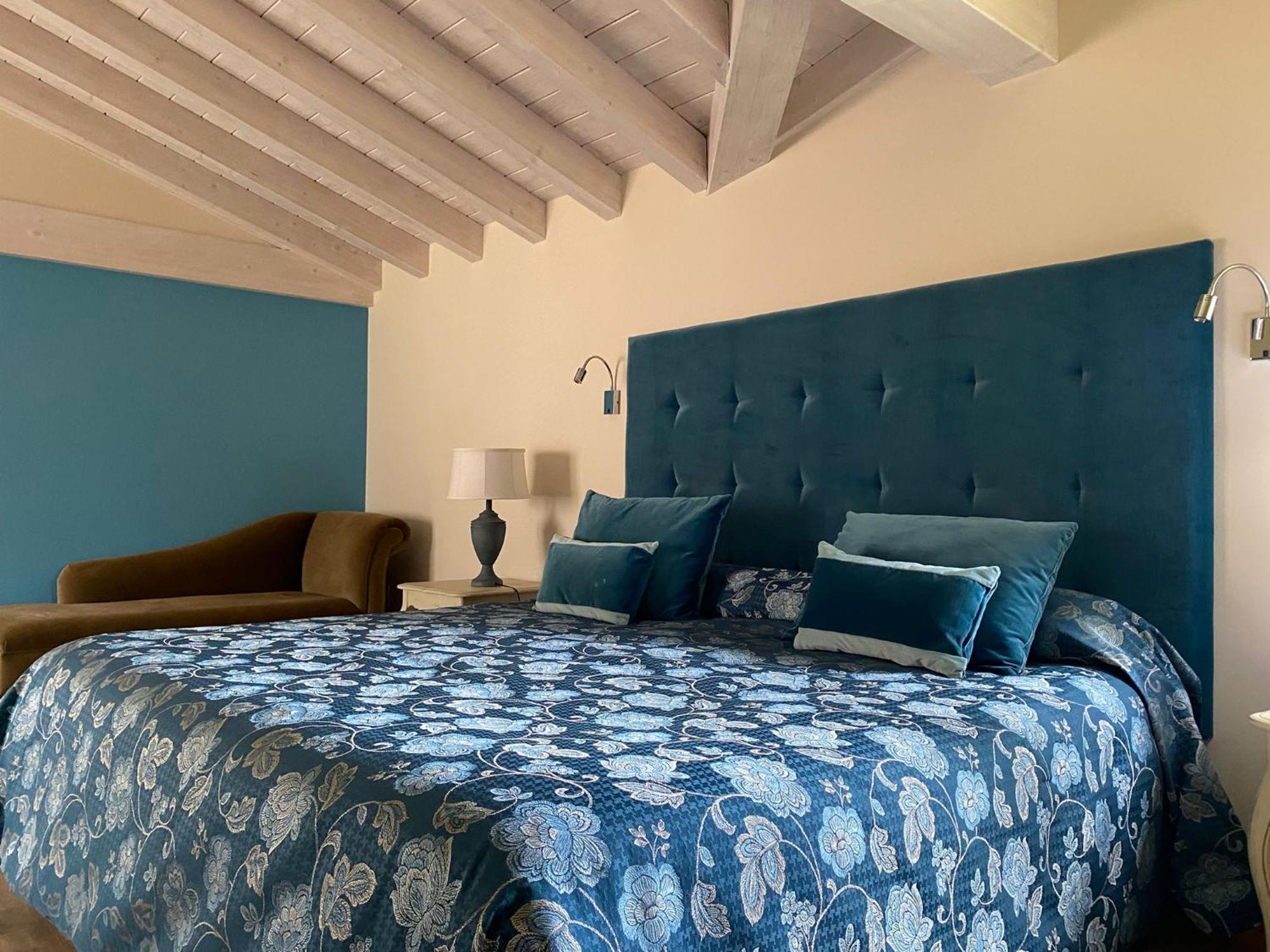 Picos De Europa And Inn