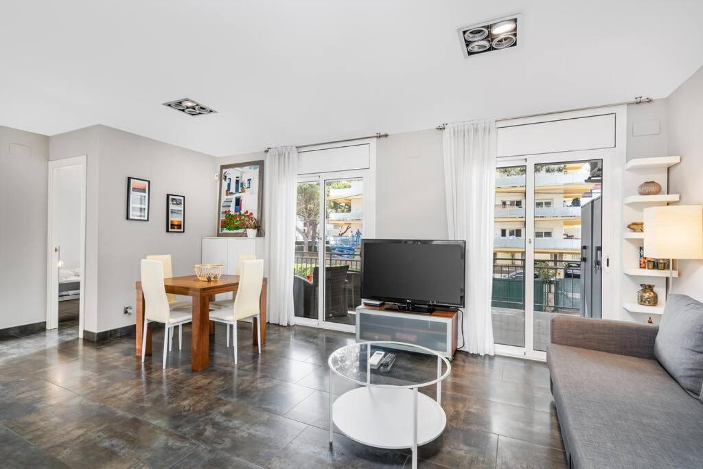 Apartment Beachside Bliss *