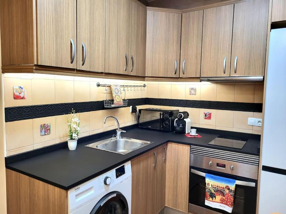 Flamenco, Apartamento Exclusivo De Dos En El Pleno Del Casco Antiguo, Alicante, Playa, Centro Historico, Rambla Apartamento Alicante