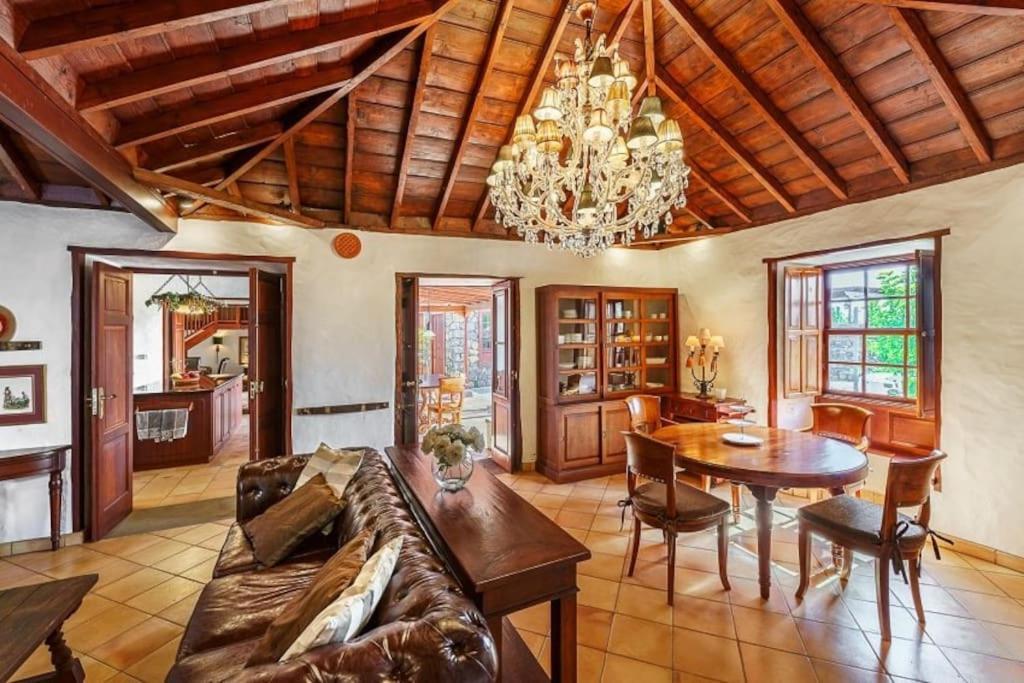Villa Esperanza Mit Privatpool, Whirlpool & Sauna El Paso