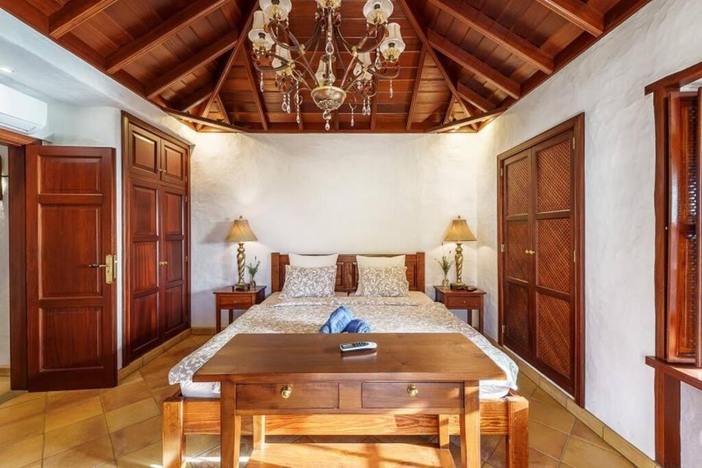 Esperanza Mit Privatpool, Whirlpool & Sauna * El Paso