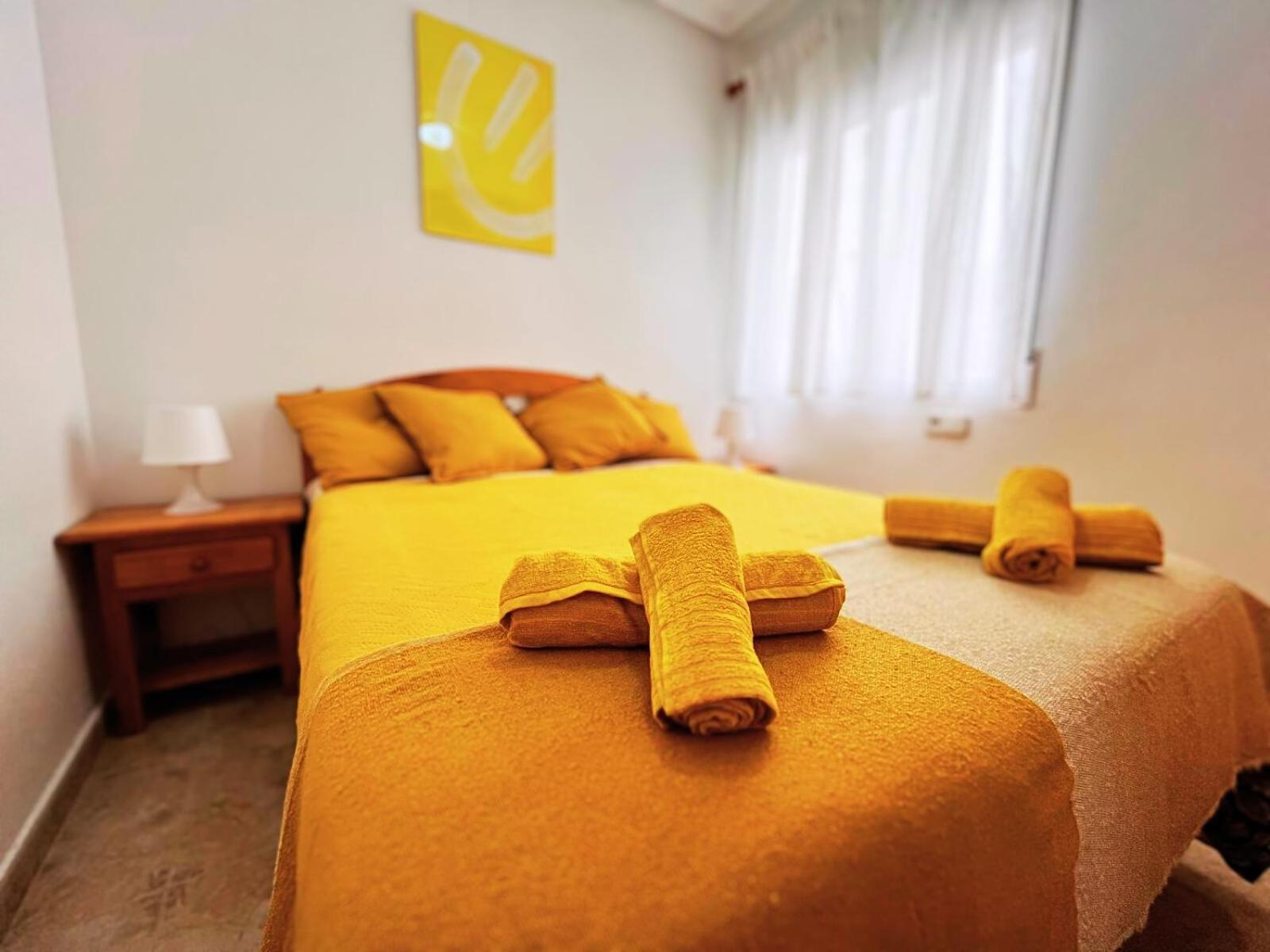 Apartamento Yellow Apartment-la Mata -2 Min To Beach, Private Garage *