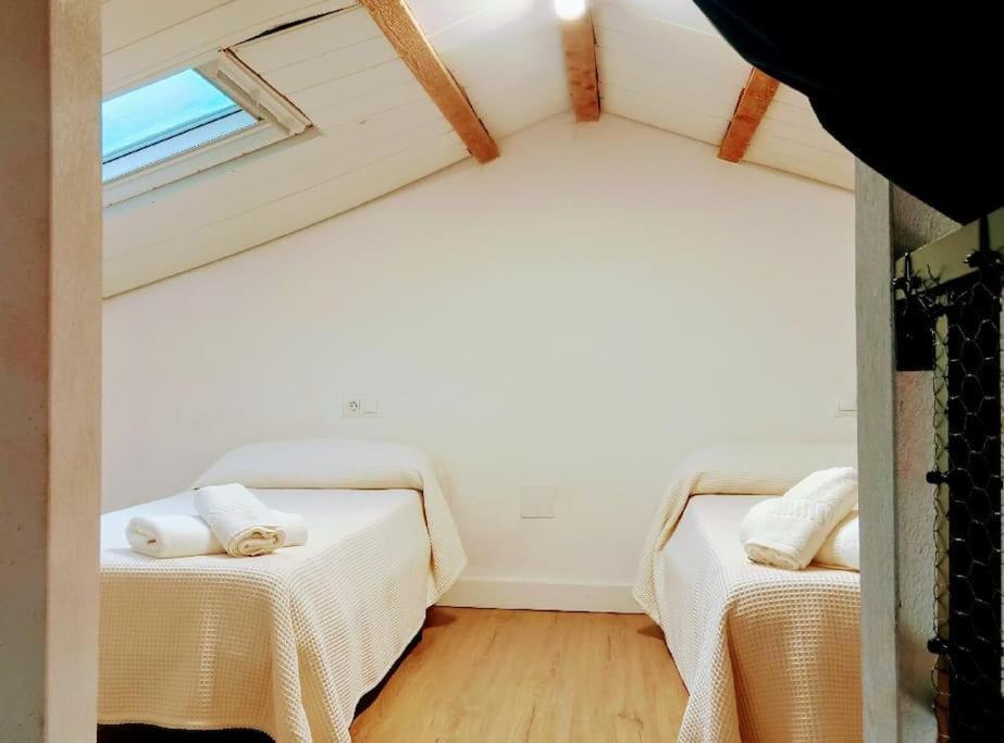 Atico Luminoso Casa De Yaya Minia Apartamento