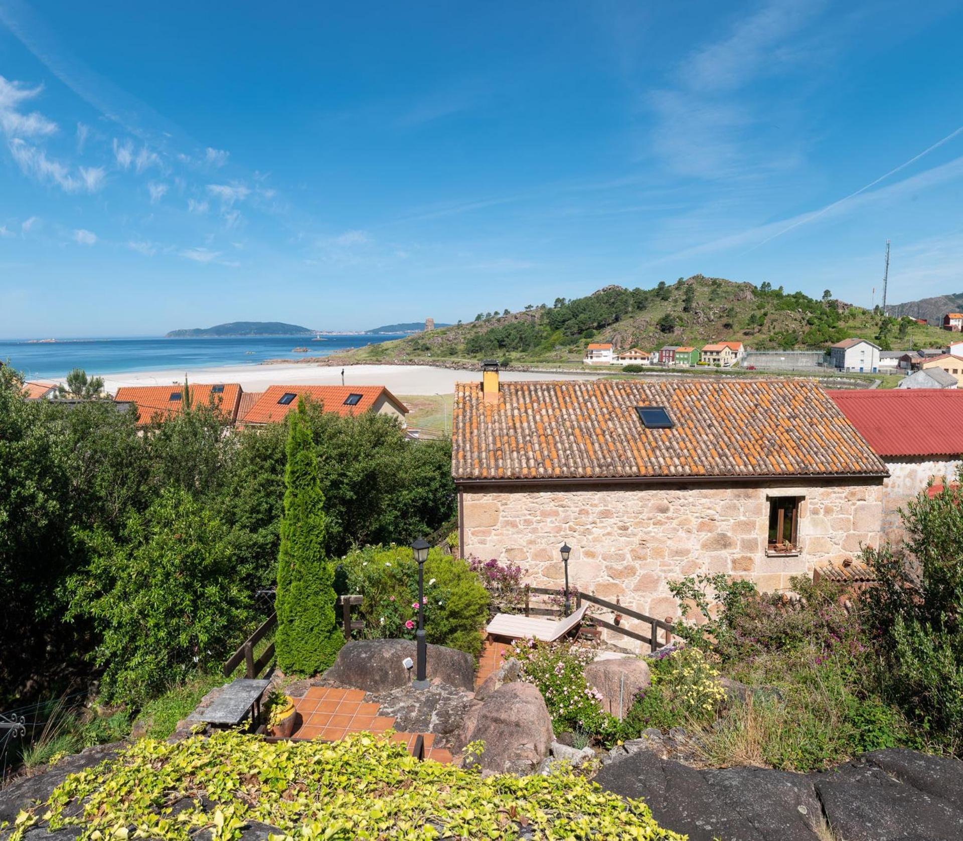 Casa A Laxe Guest house 3*