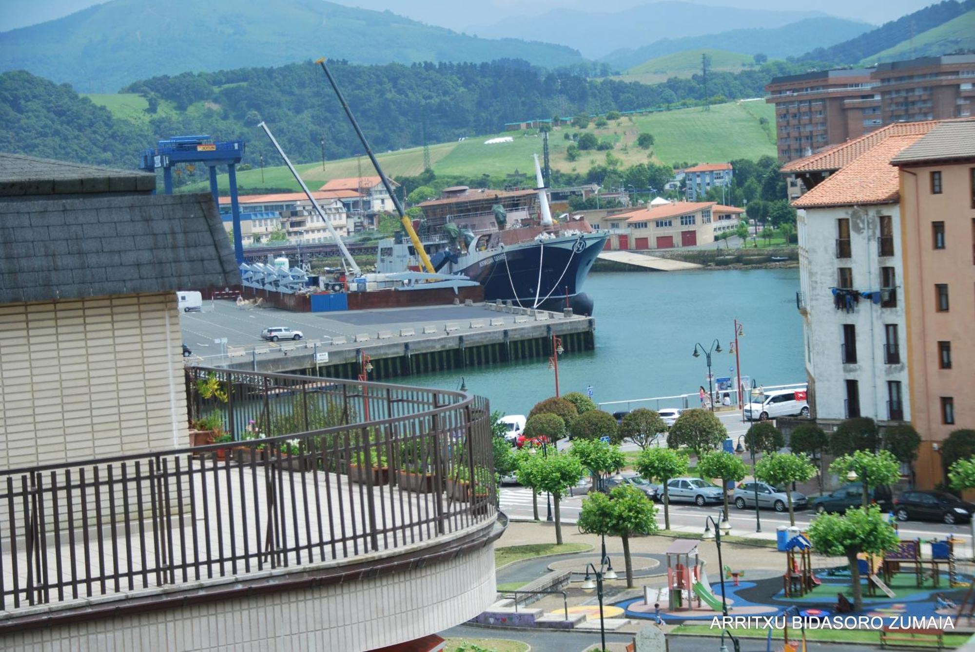 Itzurun, Zumaia, Te Encantara! Apartment *