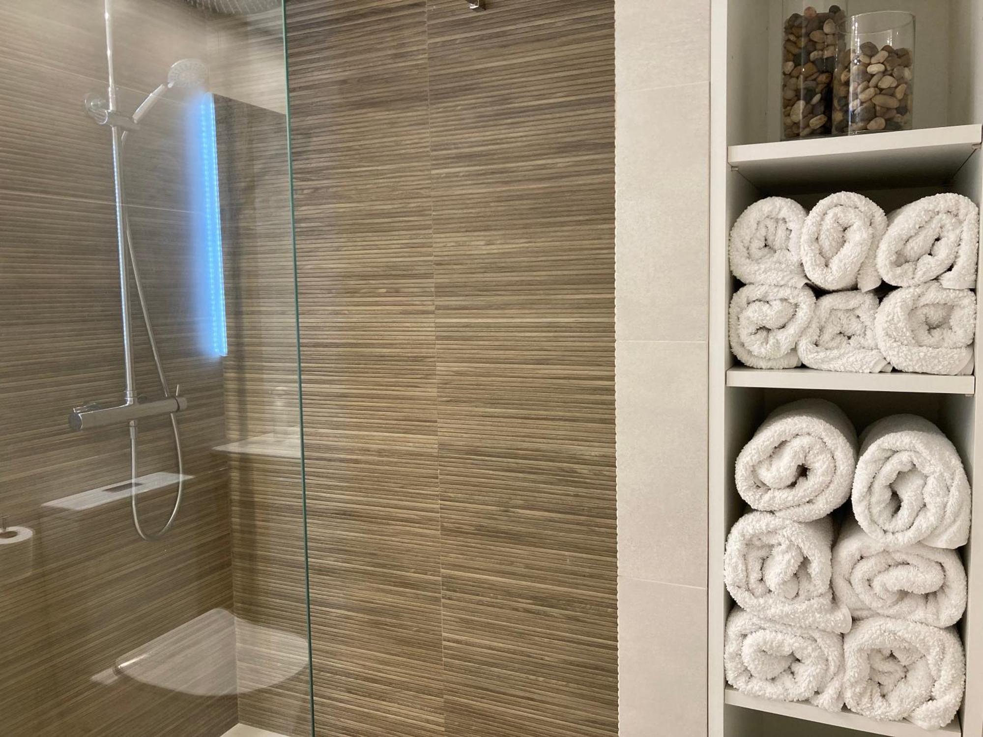 Apartment Centrico, Climatizado Y Totalmente Equipado De 3 6-7 Personas *