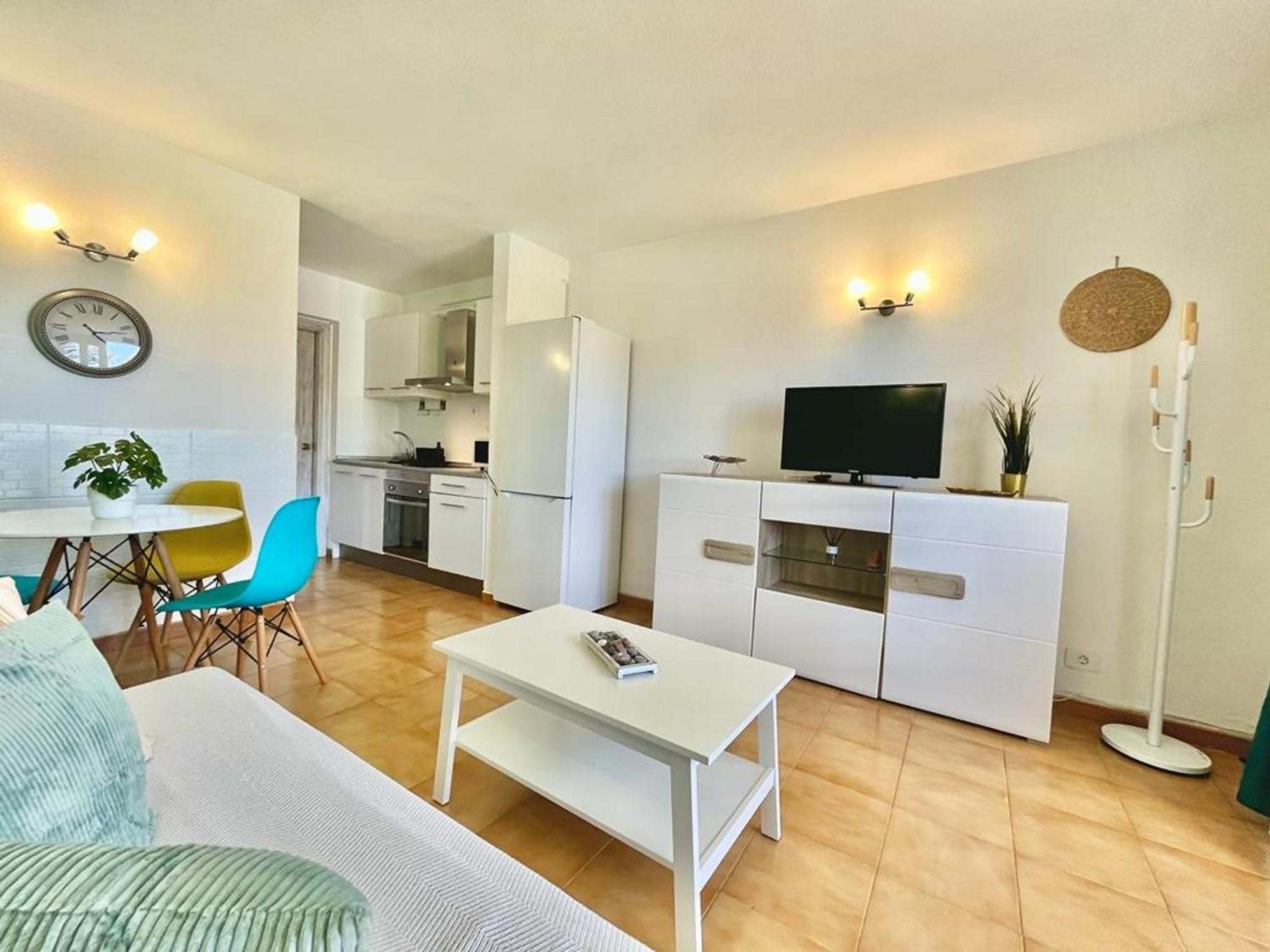 Casa Relu Urbanizacion Torres Del Castillo Apartamento