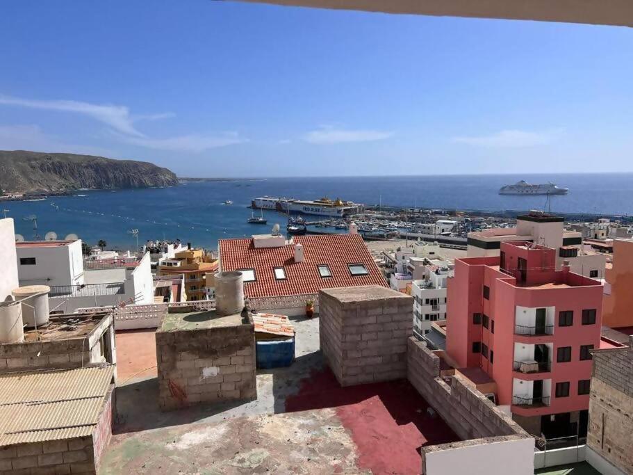Vista Mar Y Piscina Climatizada Apartment *