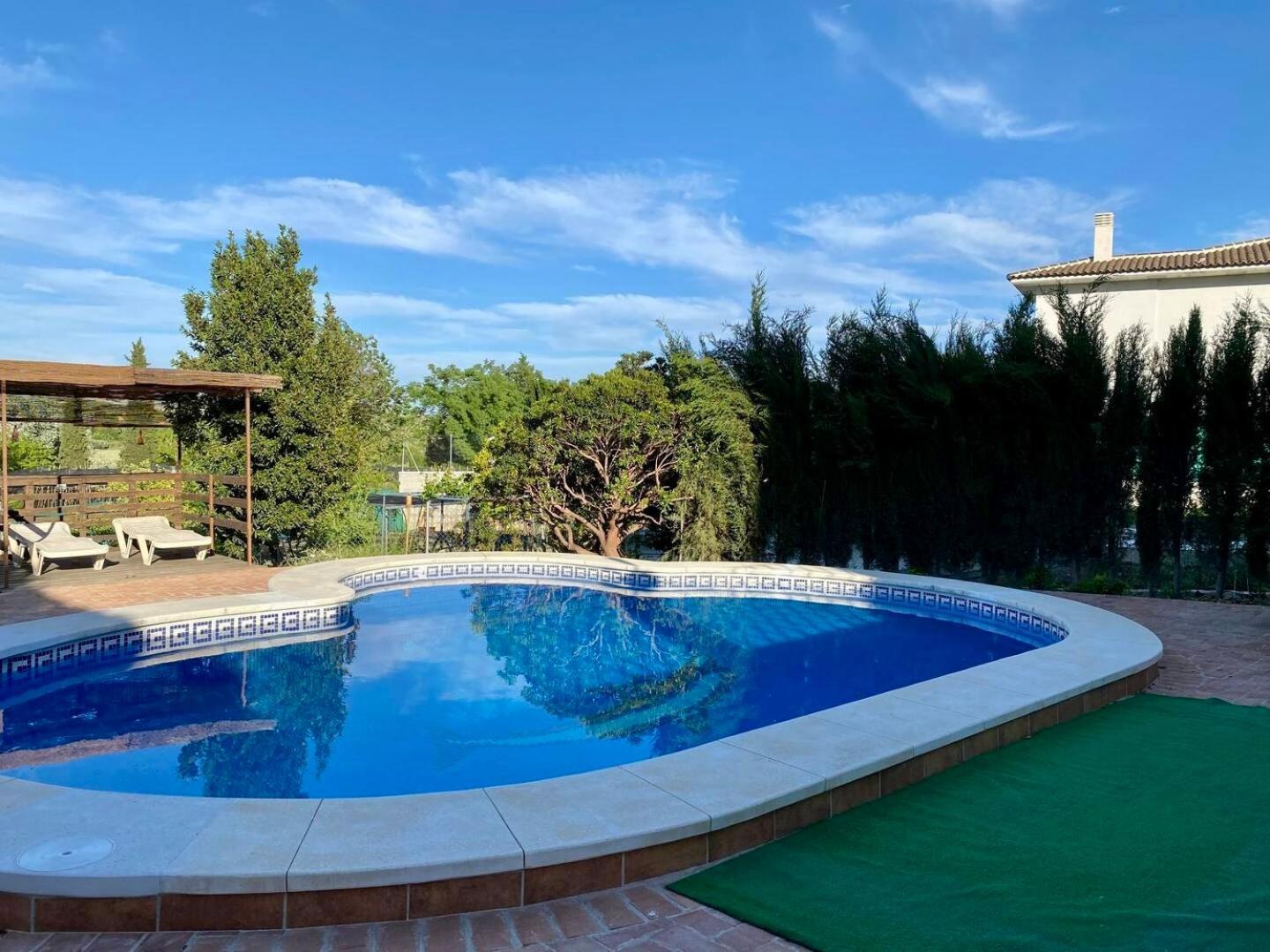 Con Piscina El Arado Holiday home *