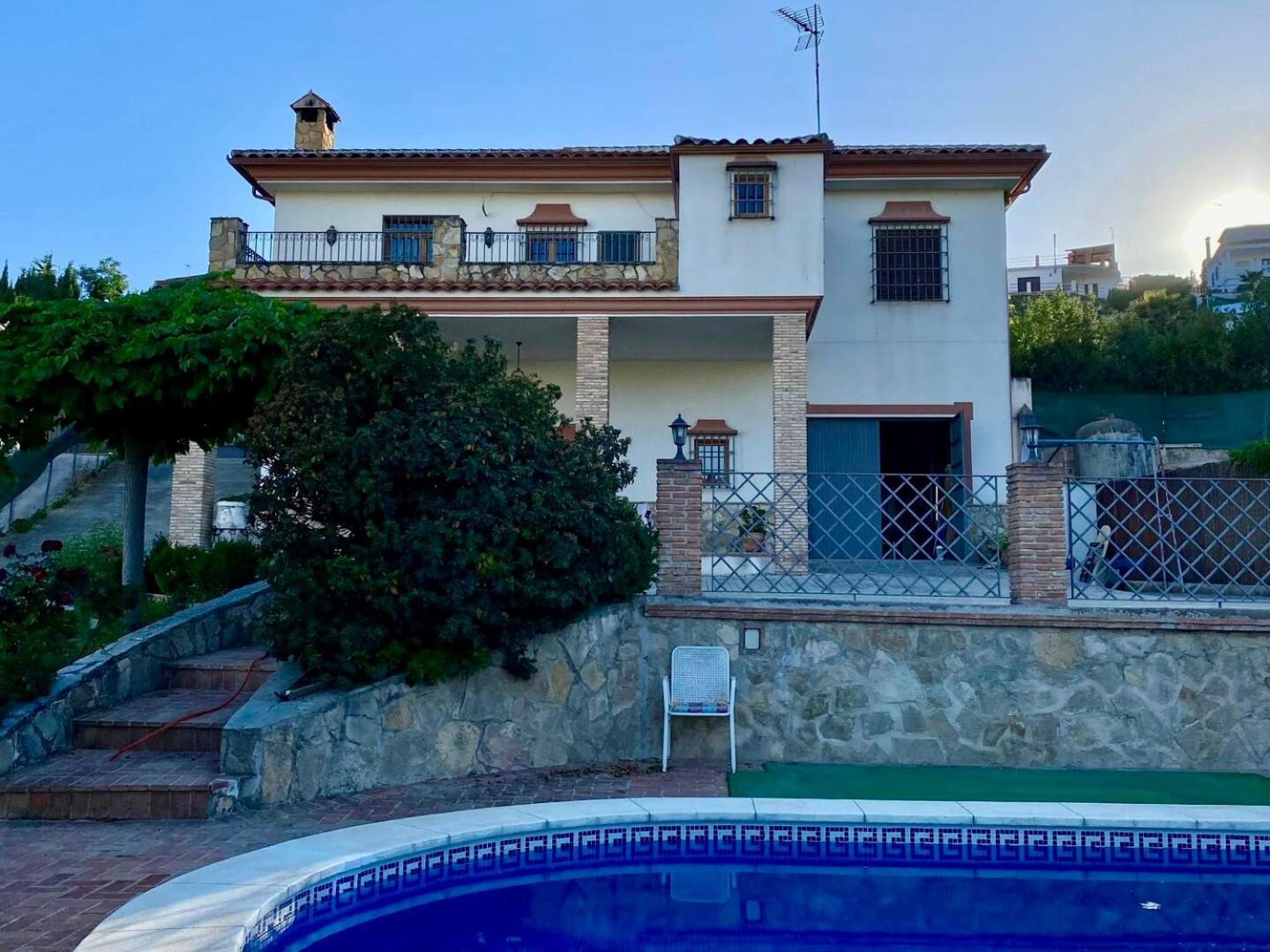 Con Piscina El Arado Holiday home Baena