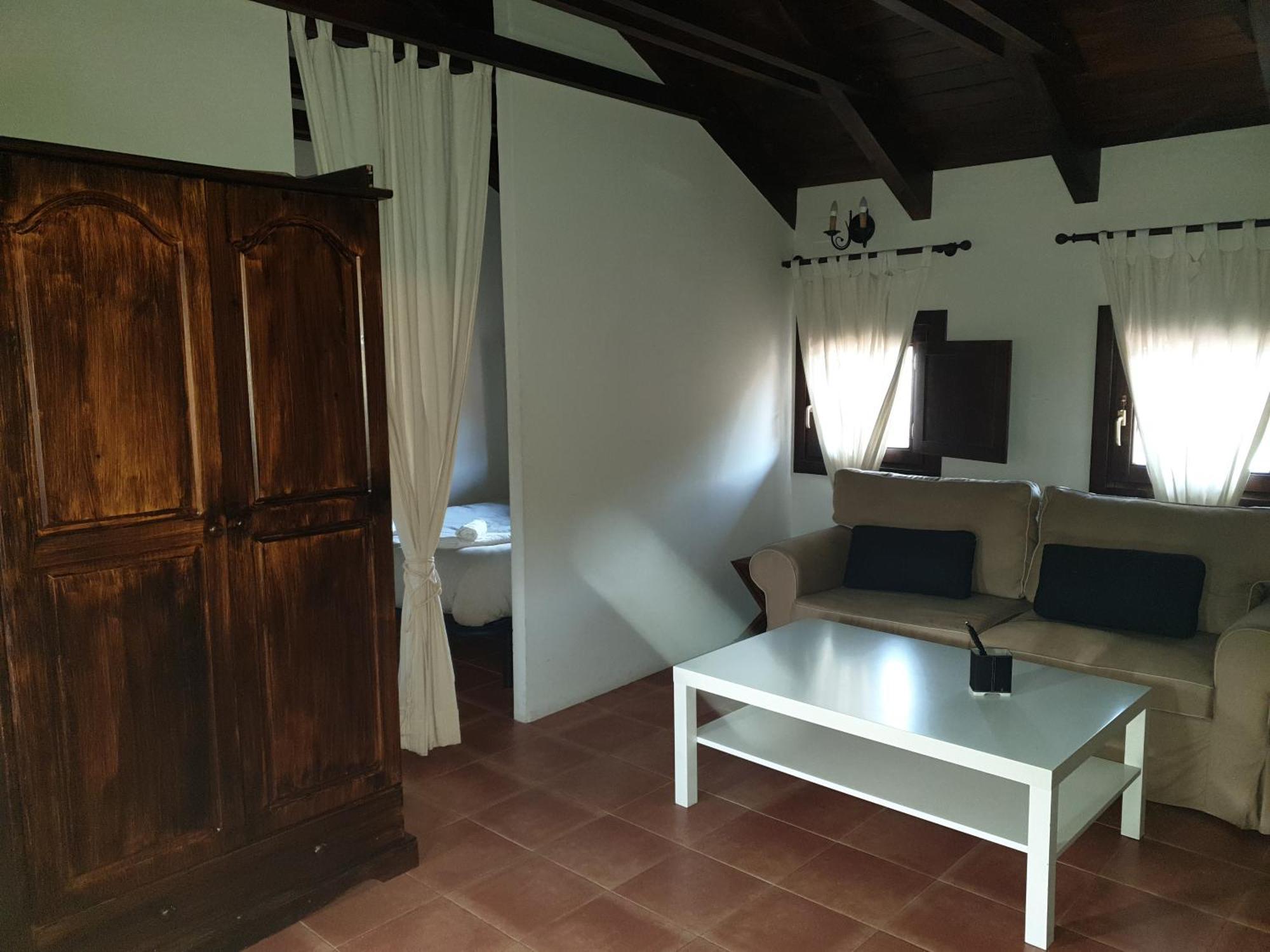 Cabraberry Guest house Cabra de Mora