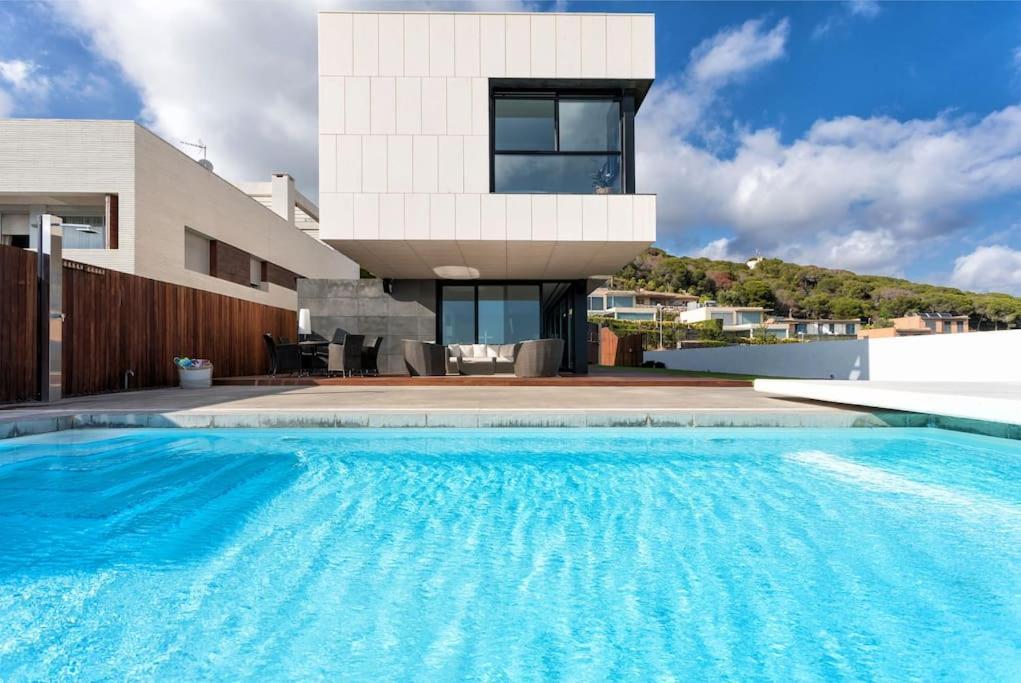 Villa La Blanca Luxury Barcelona & Costa Brava *