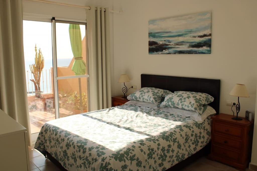 Great Sea View, Pool & Parking Apartment Mojacar