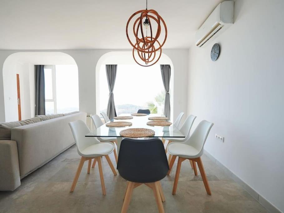 A+view Private Terrace Private Pool Family Fun Villa Badalona