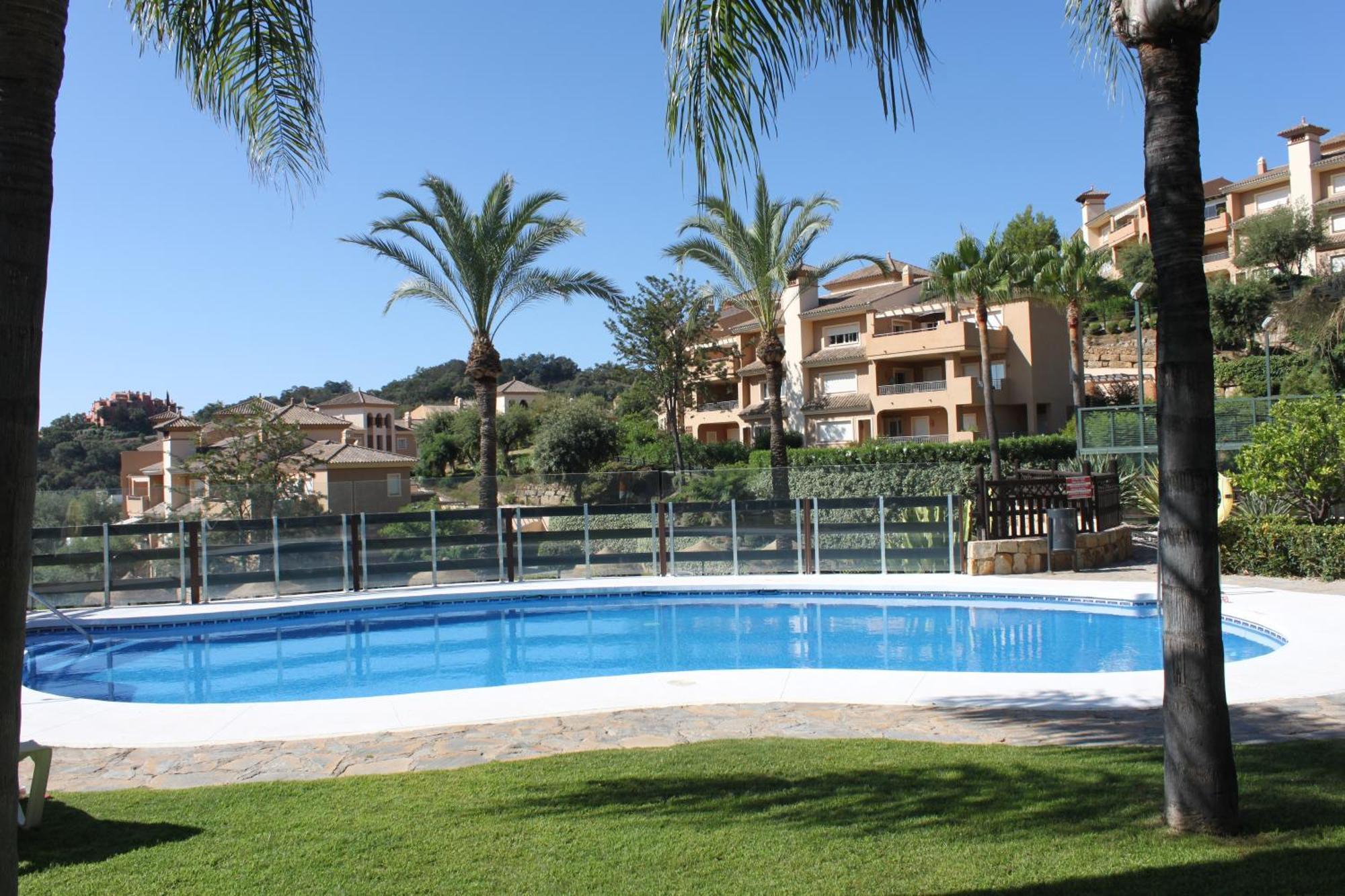 Elegant And Spacious Garden With Beautiful Views * Ojén