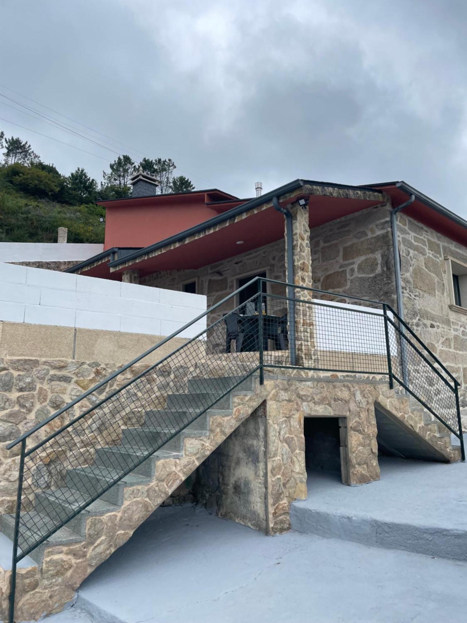 La Casa De Dora En La Escusa Holiday home A Armenteira