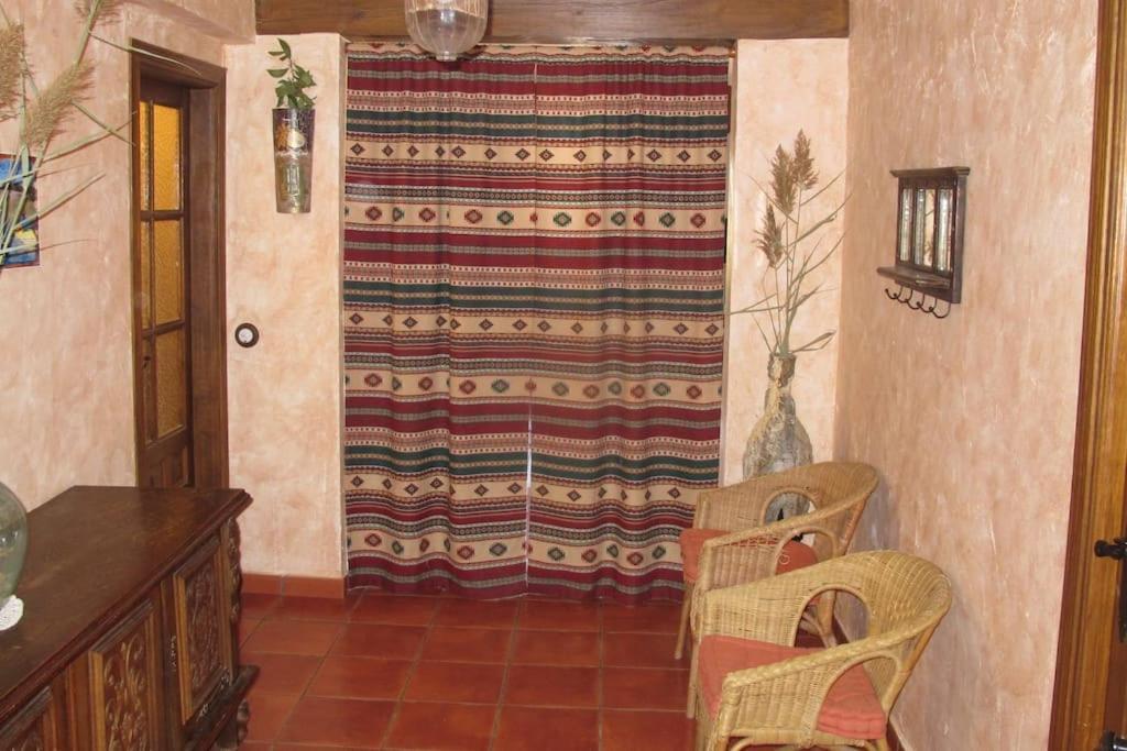 Gran Casa, Lagunas De Ruidera, Bbq, Porche, Chimenea Сasa de vacaciones