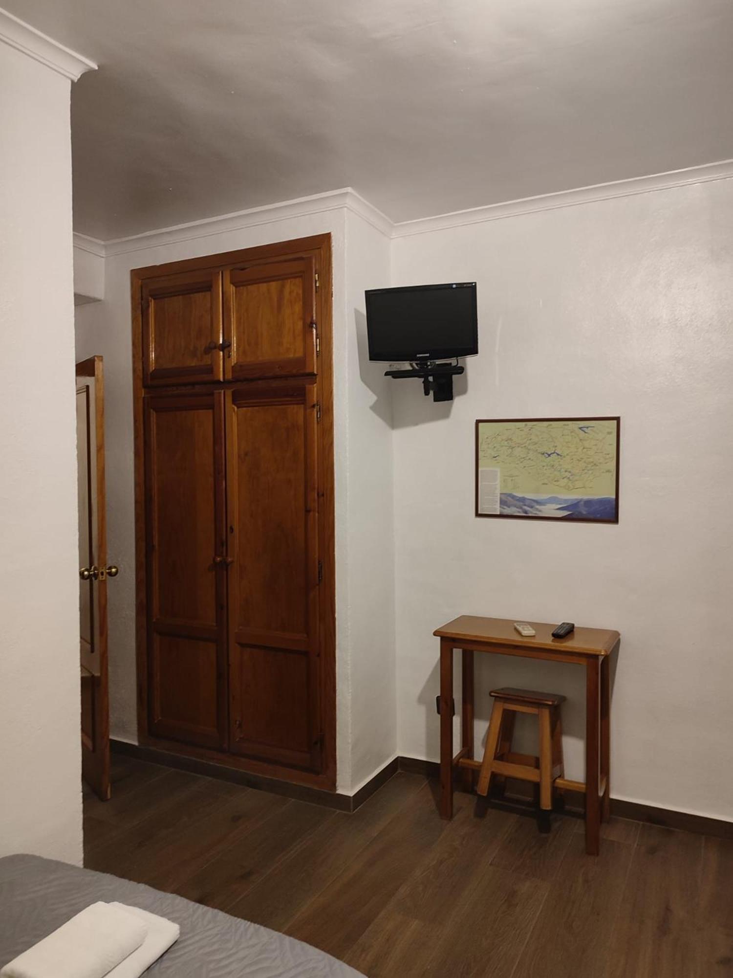 Restaurante El Cruce De * Hornos
