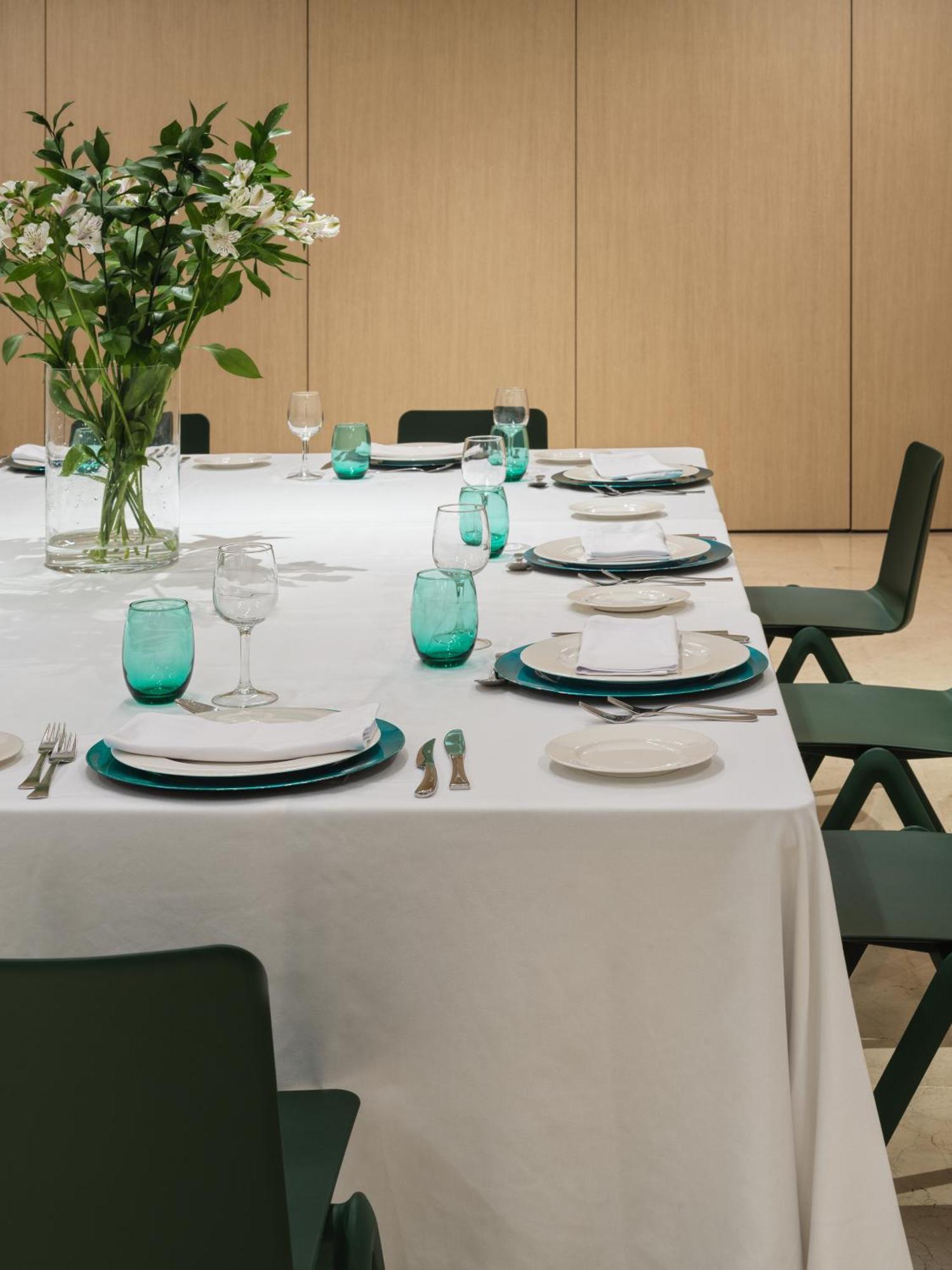 Hotel Zenit Coruna 4*