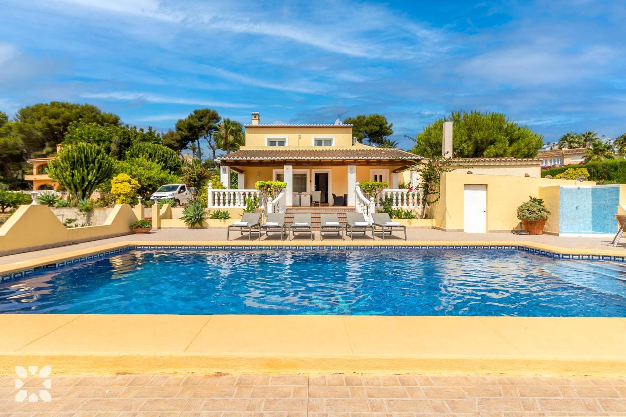 Abahana Gema Villa