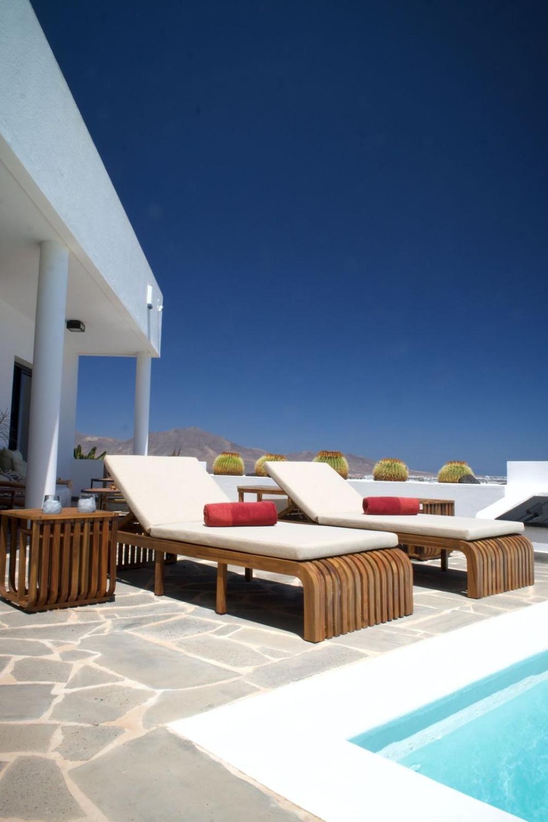 V * Playa Blanca (Lanzarote)