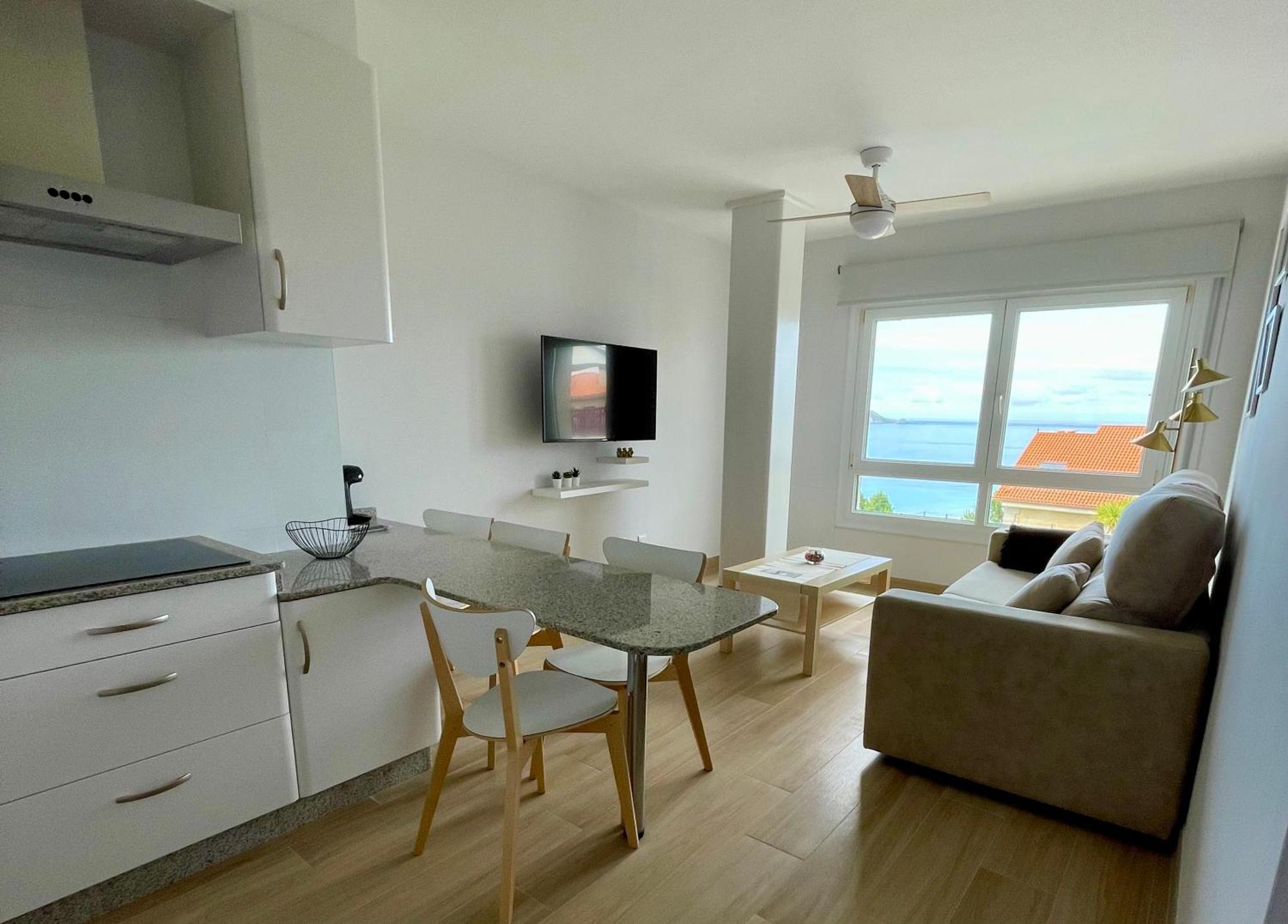 Rozas Vellas Apartment *