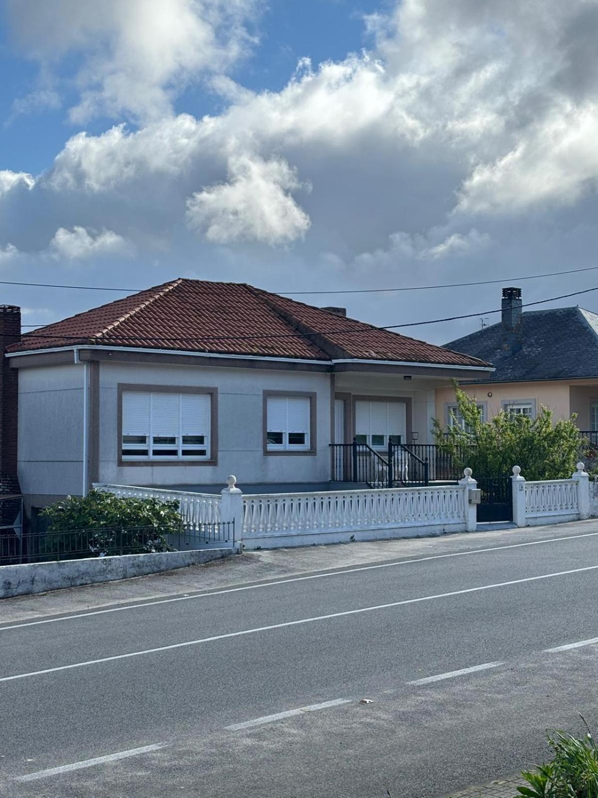Casa De La Niña,chalet Familiar Con Gran Terraza Сasa de vacaciones Finisterre