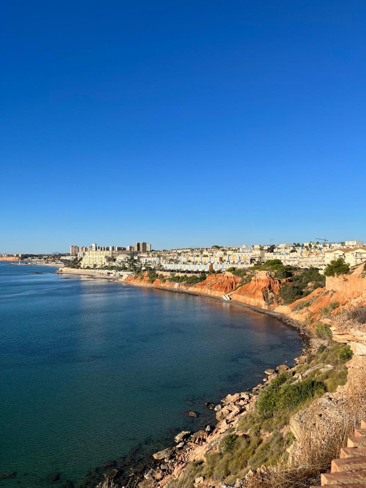 3 Bedroom Duplex Cabo Roig Сasa de vacaciones