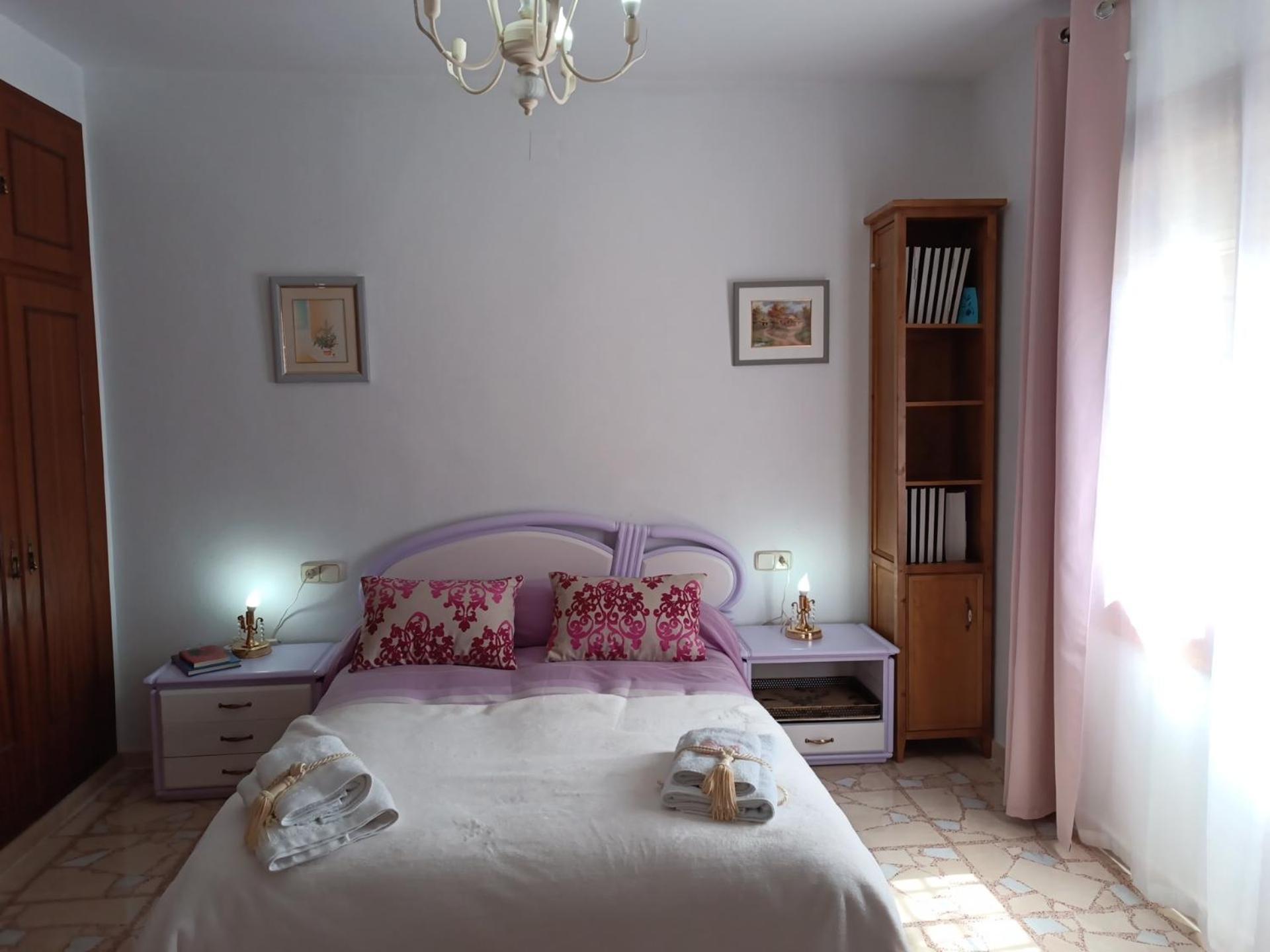 Agradable Casa Con Zona De Relax Y Aparcamiento Сasa de vacaciones