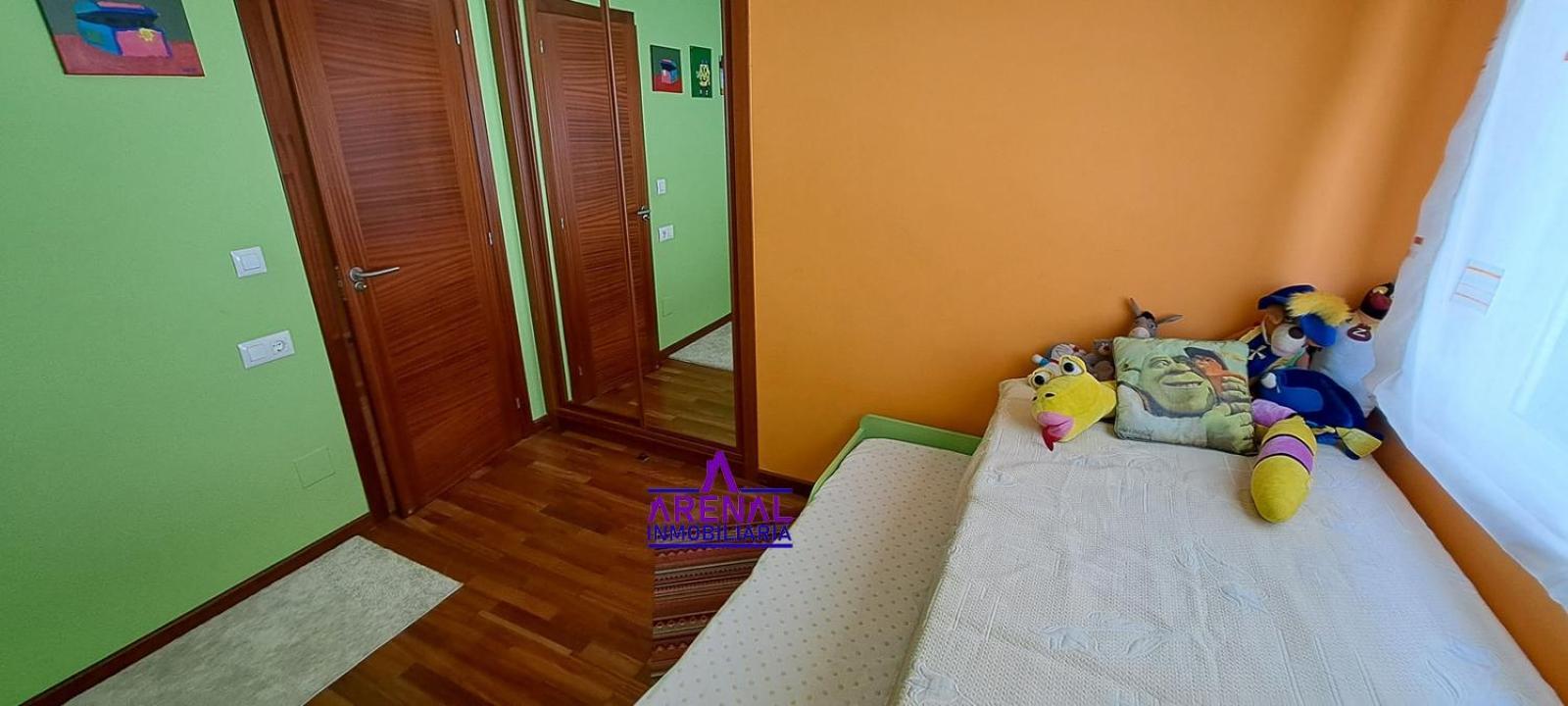 Apart Con Playa, Piscina Y Pista De Tenis
