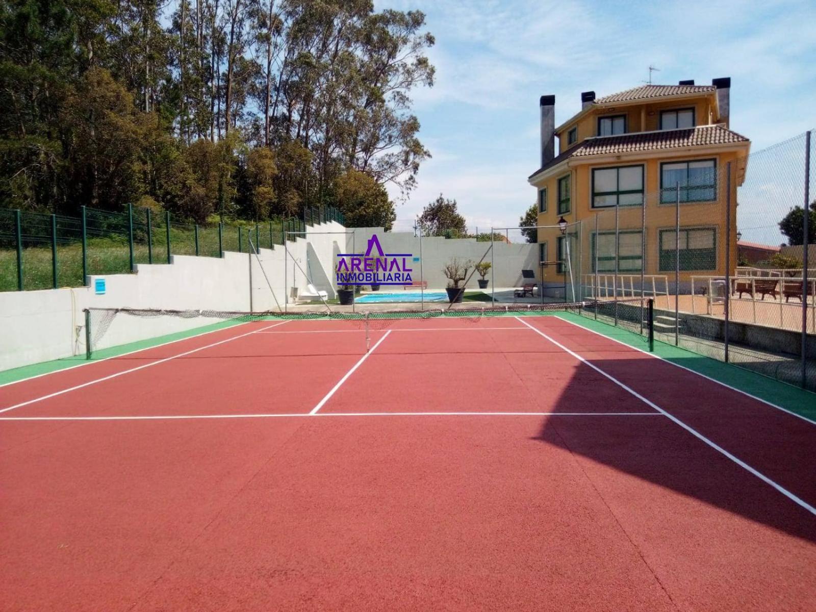 Apart Con Playa, Piscina Y Pista De Tenis