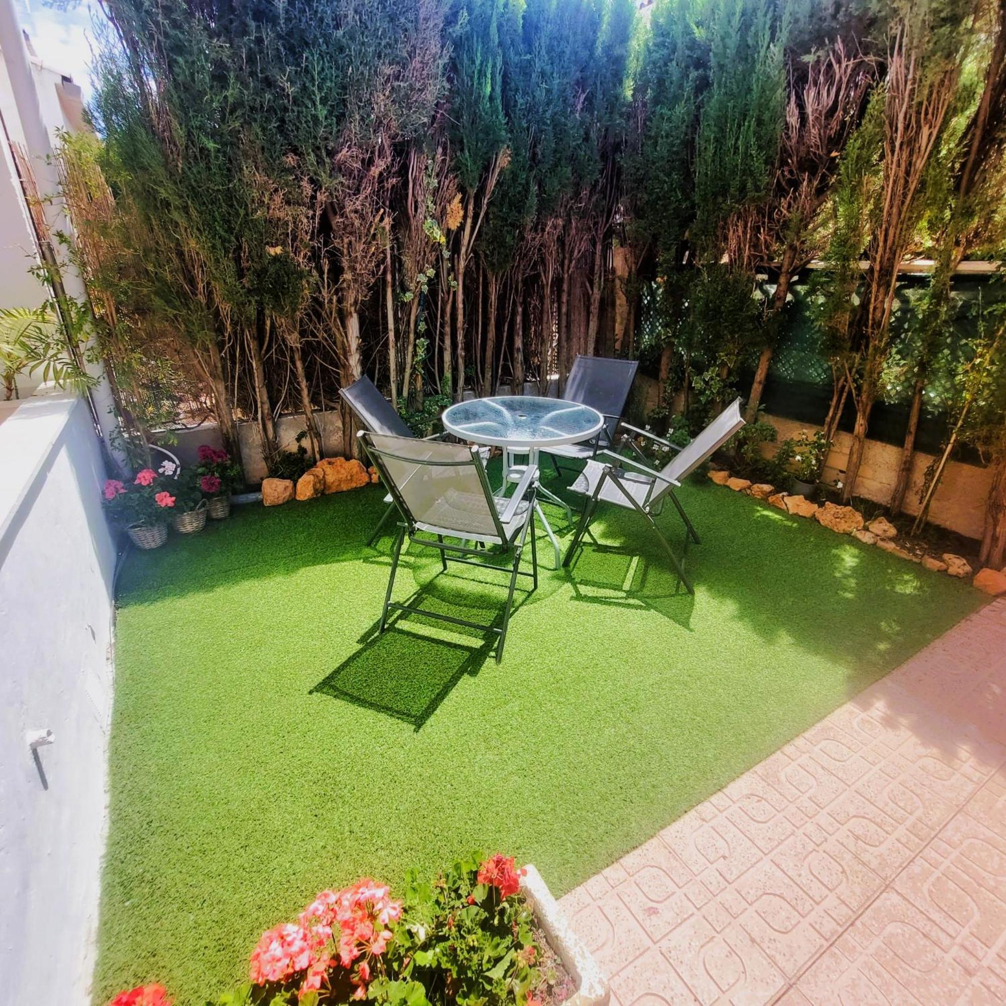 Gran Avenida Con Billar Benicàssim