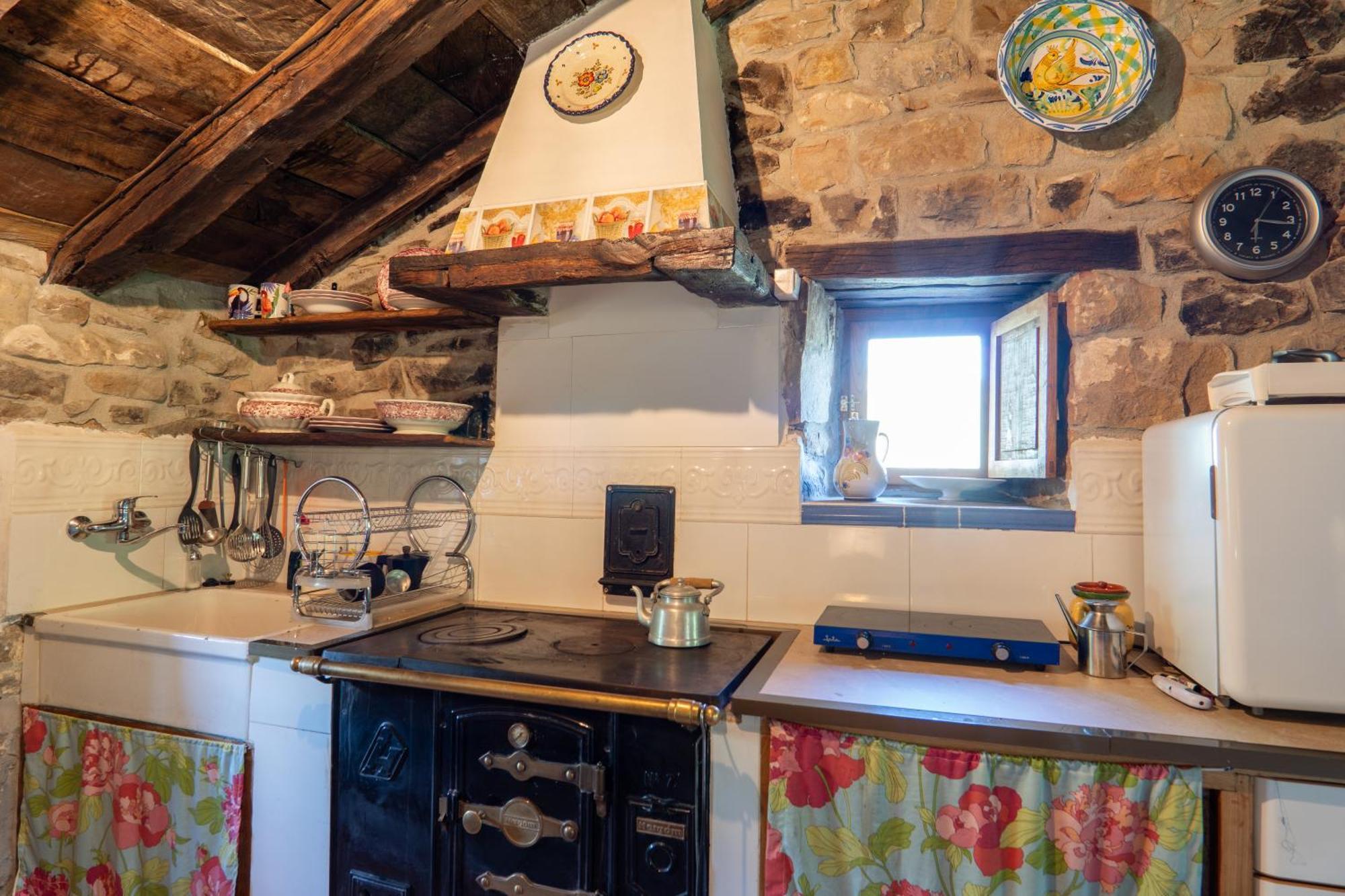 Vivienda Pasiega Lo Lucas 1920 *