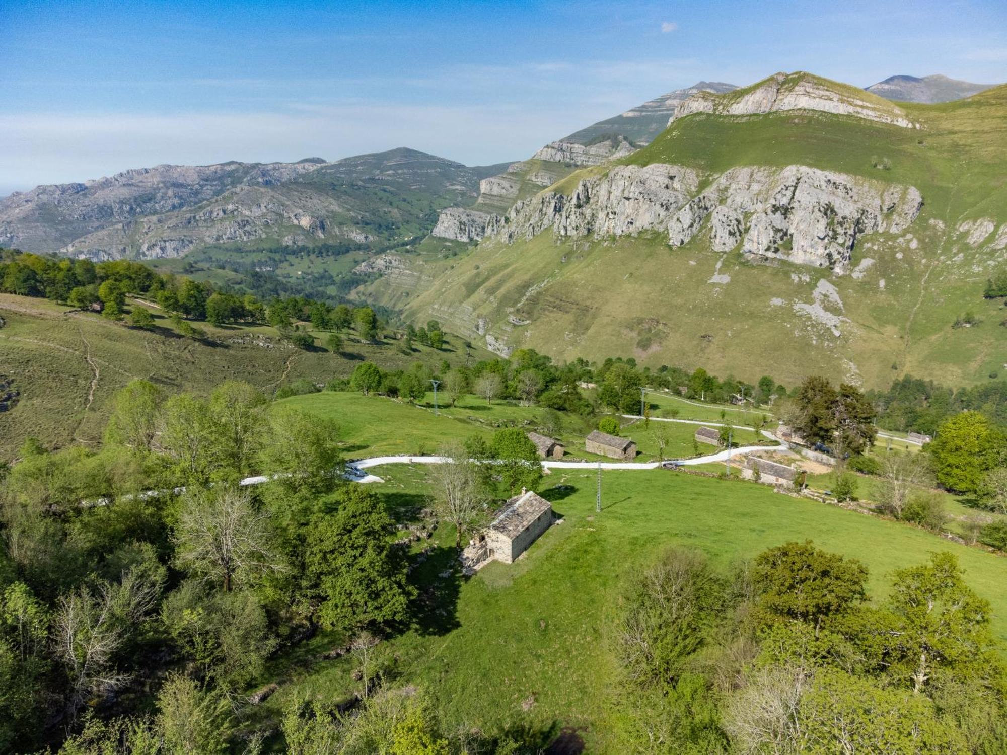 Vivienda Pasiega Lo Lucas 1920 * San Roque de Riomiera