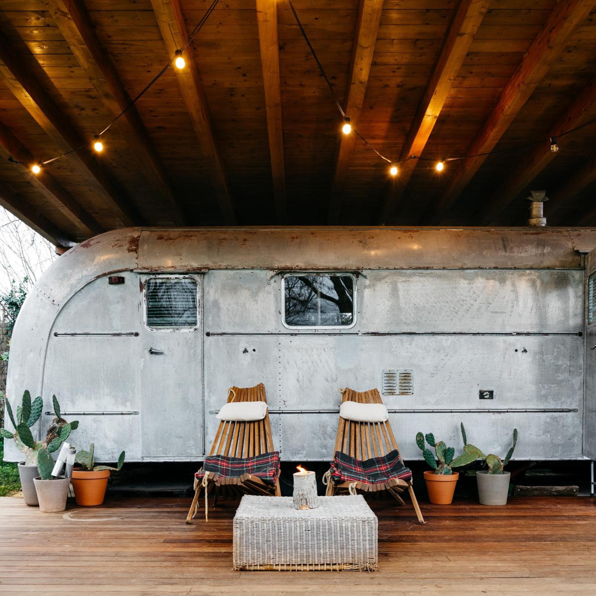 The Caravan Camping Hoz de Anero