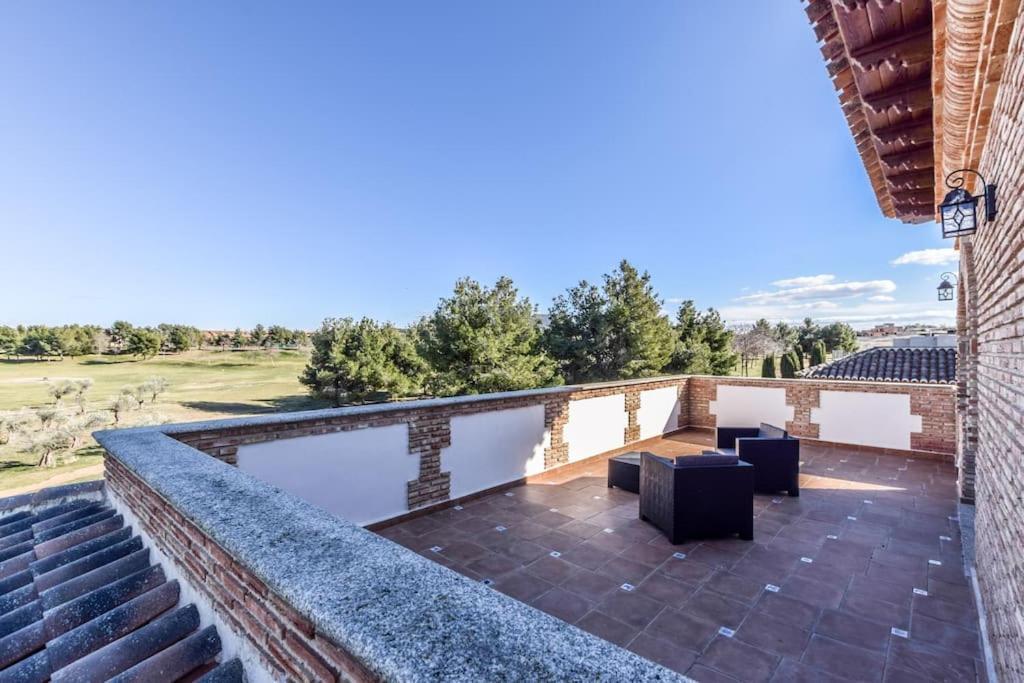 Luxe Experience Toledo * Pool * Bbq * Billar Villa Layos