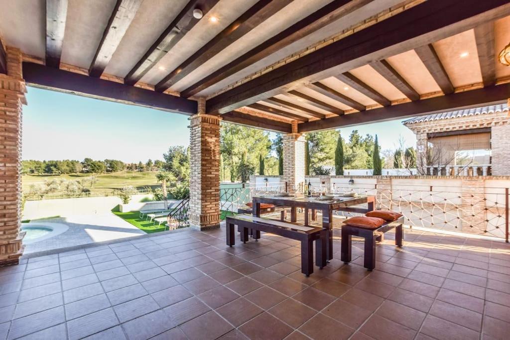 Luxe Experience Toledo * Pool * Bbq * Billar Villa Layos