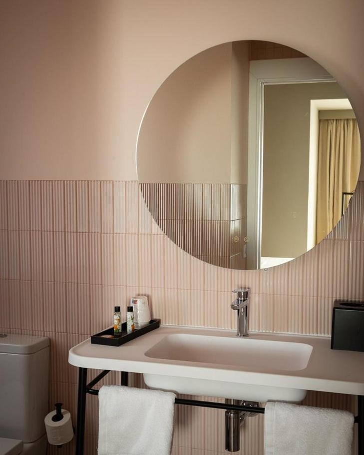 Nuria Hotel 3*