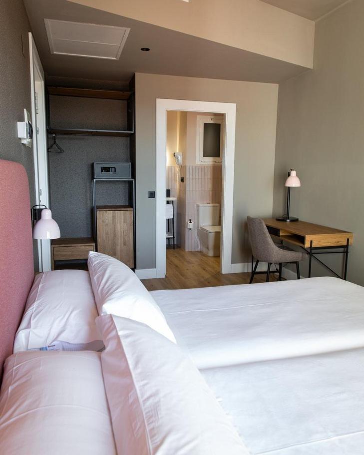 Hotel Nuria 3*