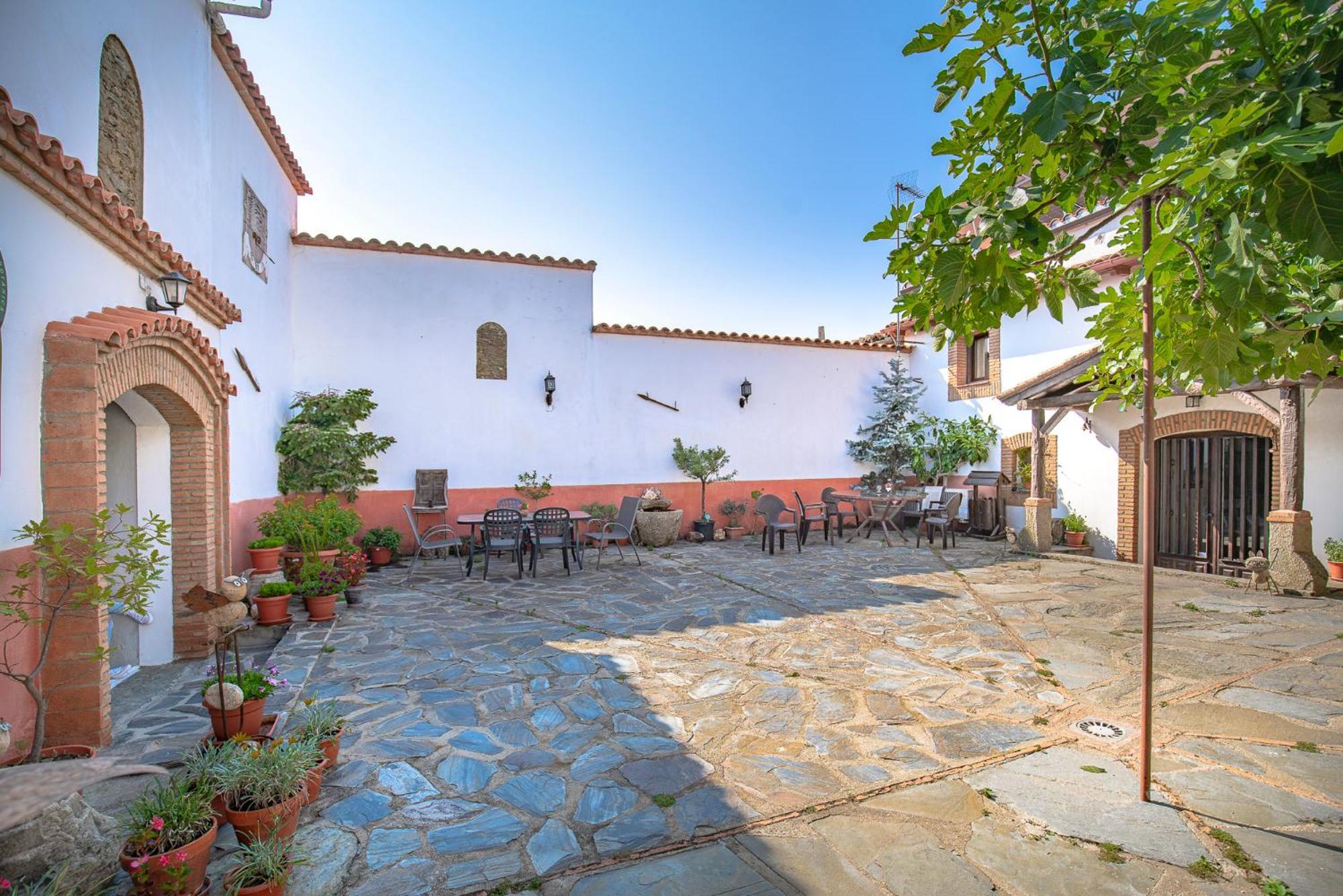 La Solana De Monfragüe * Malpartida De Plasencia